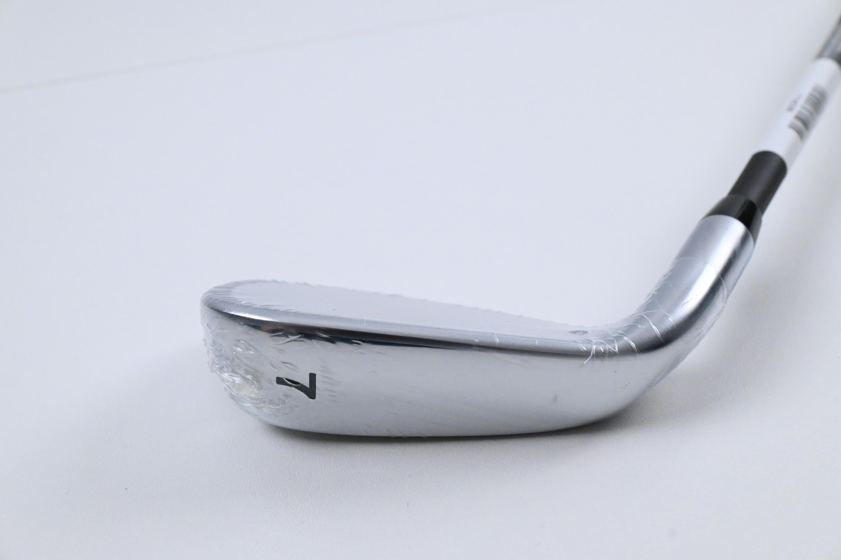 Cobra Air-X #7 Iron / 31.5 Degree / Regular Flex Cobra Ultralite 50 Shaft