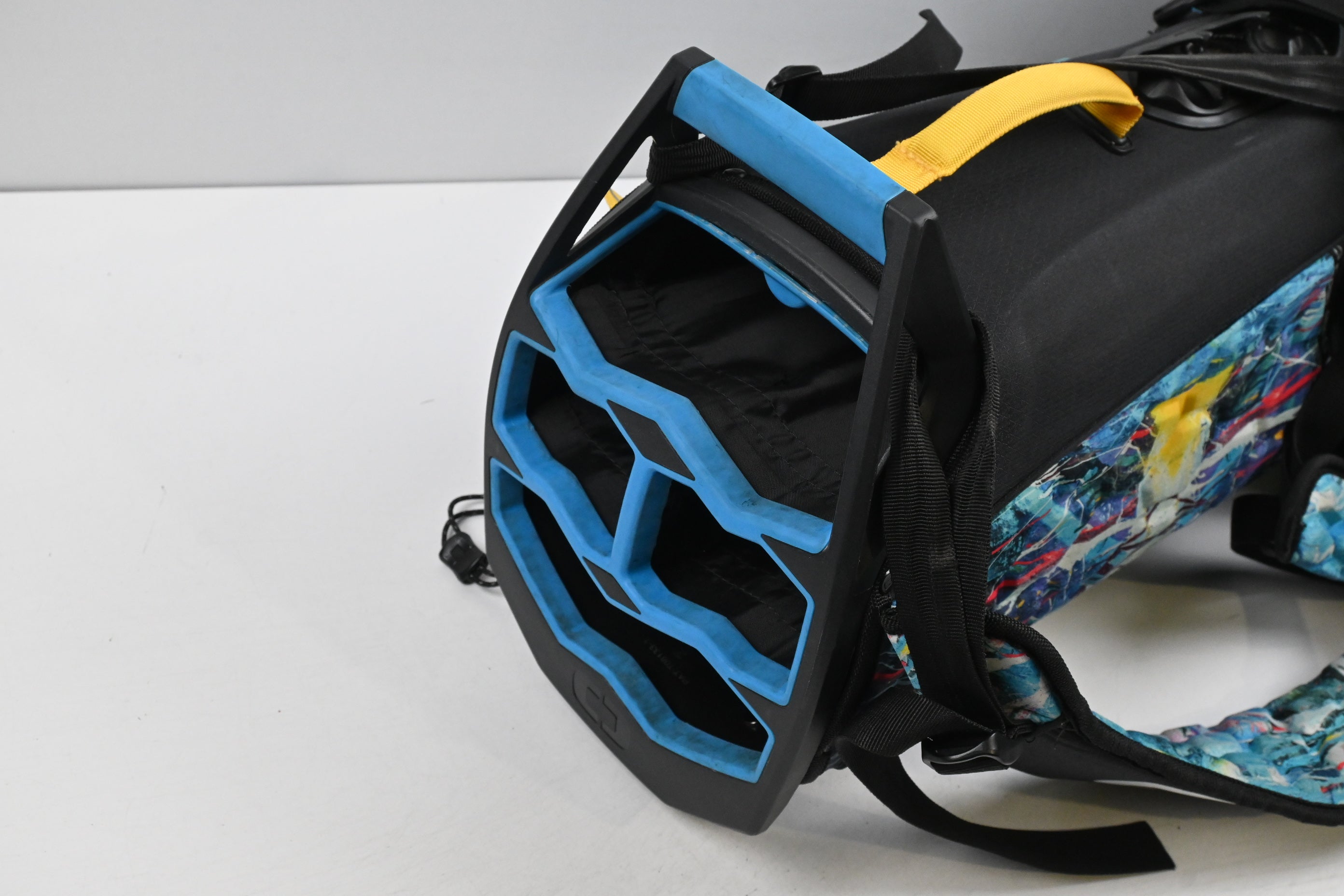 Ogio Stand Bag / 4-Way Divider / Black , Blue , Yellow