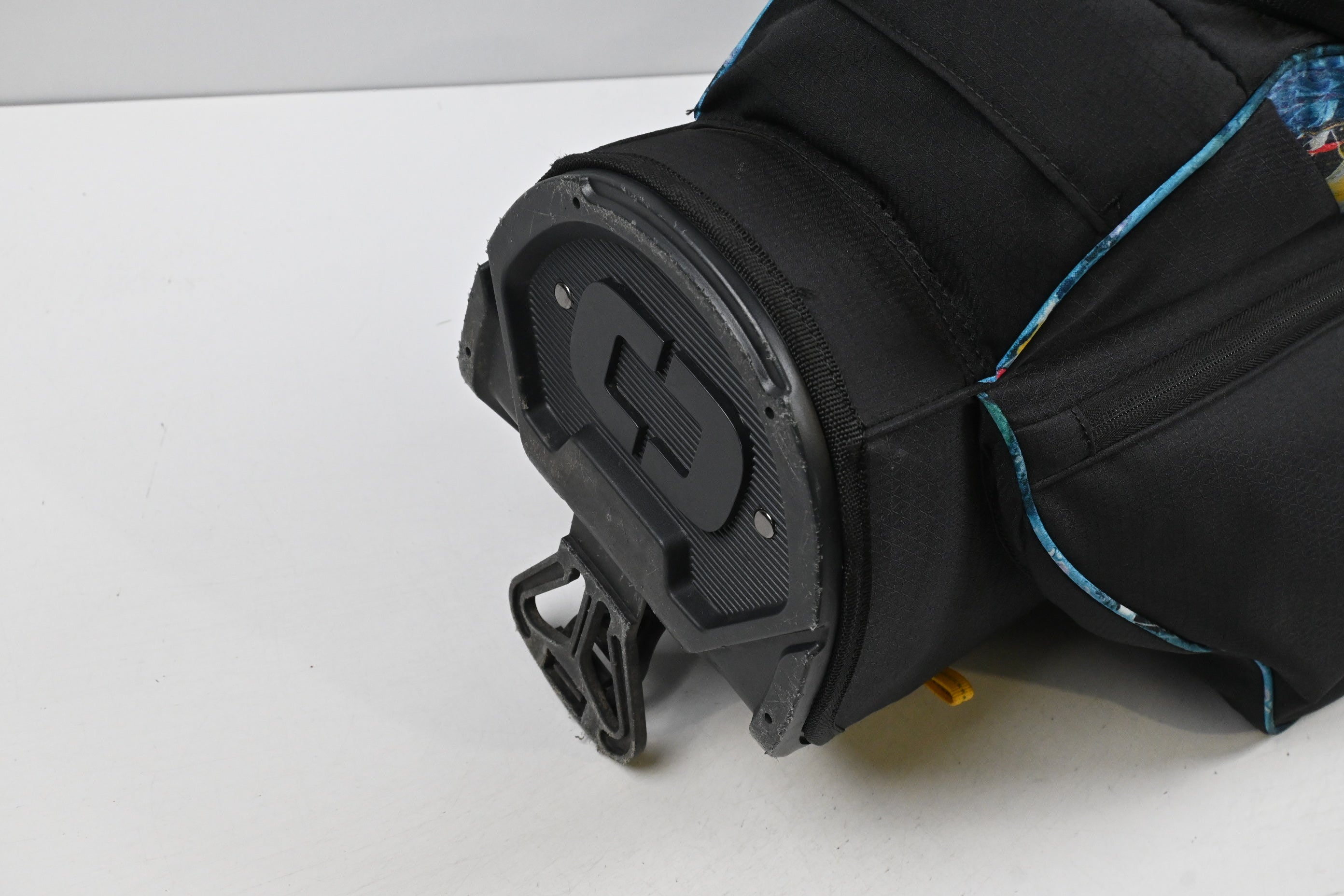 Ogio Stand Bag / 4-Way Divider / Black , Blue , Yellow