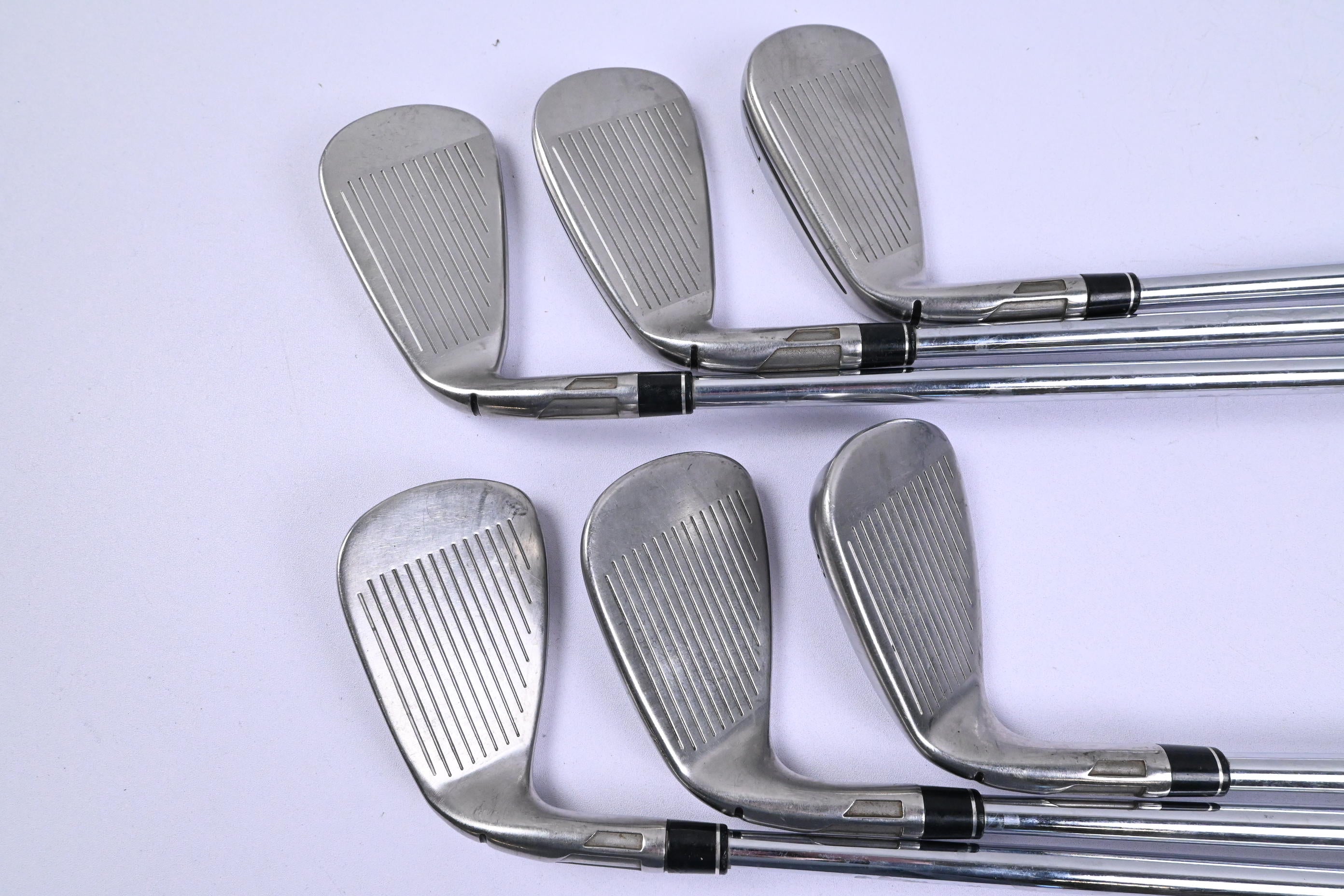 Taylormade SIM2 Max Irons / 5-PW / Stiff Flex Dynamic Gold 105 S300 Shafts
