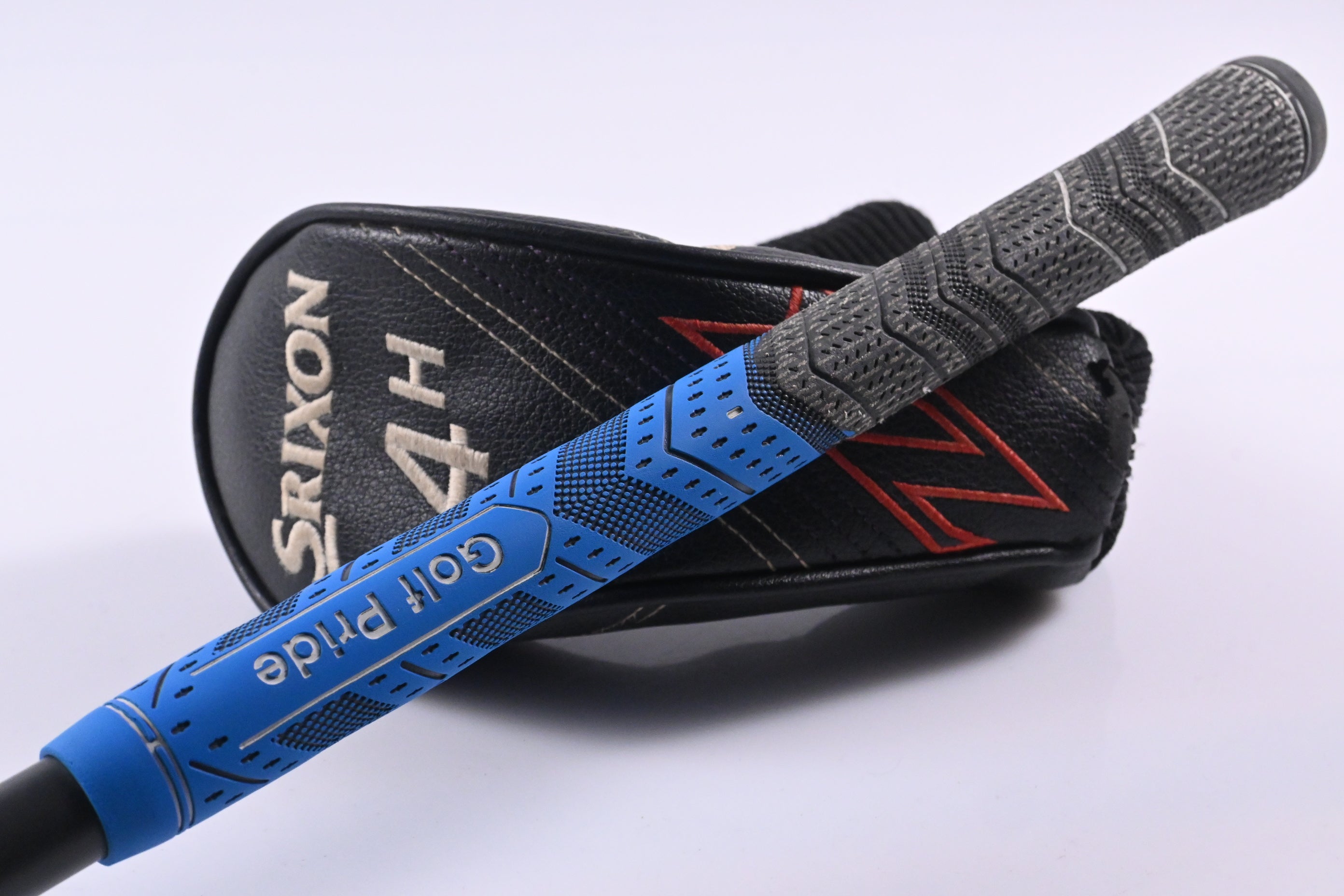 Srixon ZX #4 Hybrid / 22 Degree / Regular Flex HZRDUS Smoke Black 80 Shaft