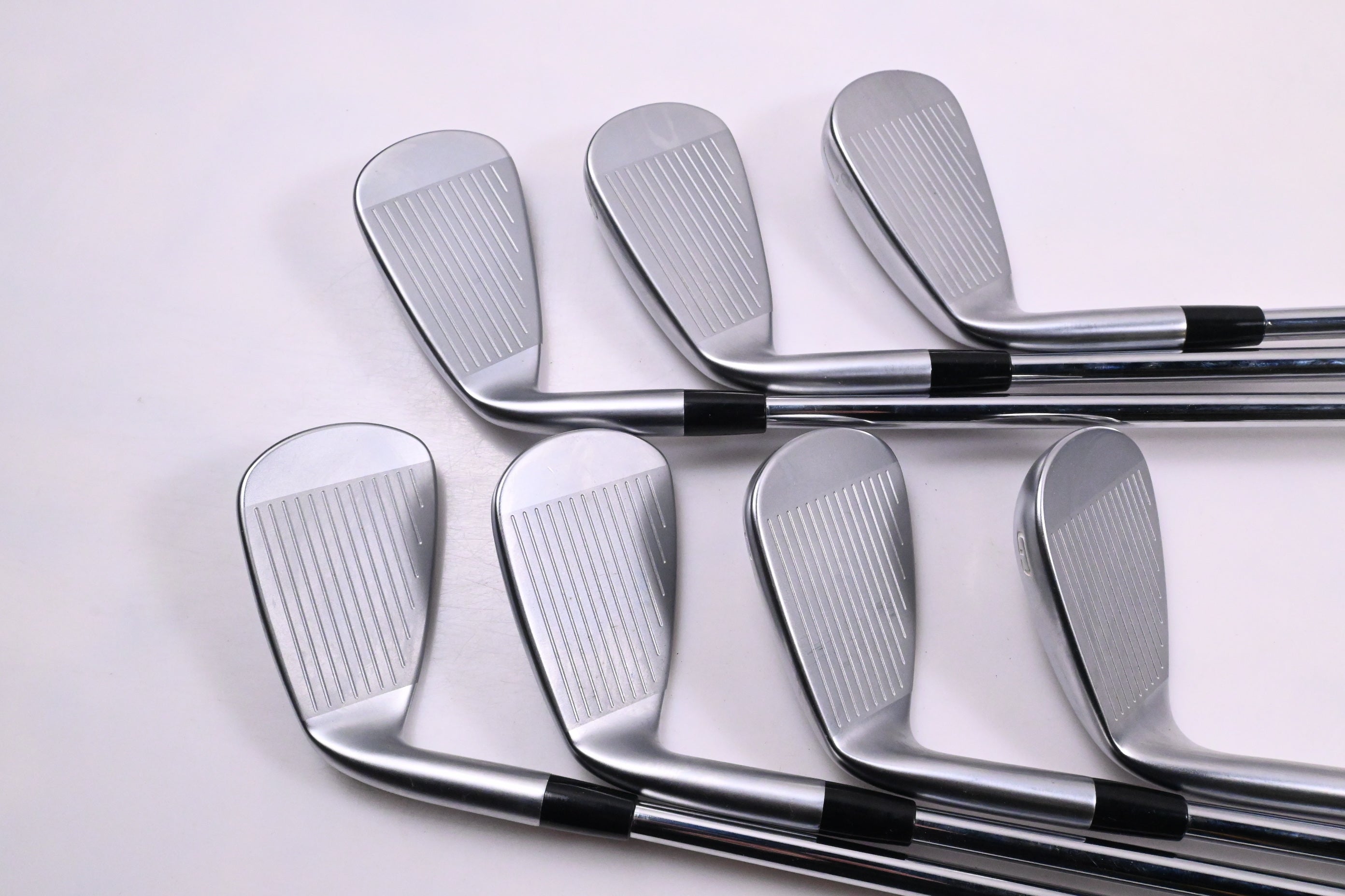Mizuno JPX 923 Hot Metal Irons / 5-PW+GW / Regular Flex KBS Tour Lite Shafts