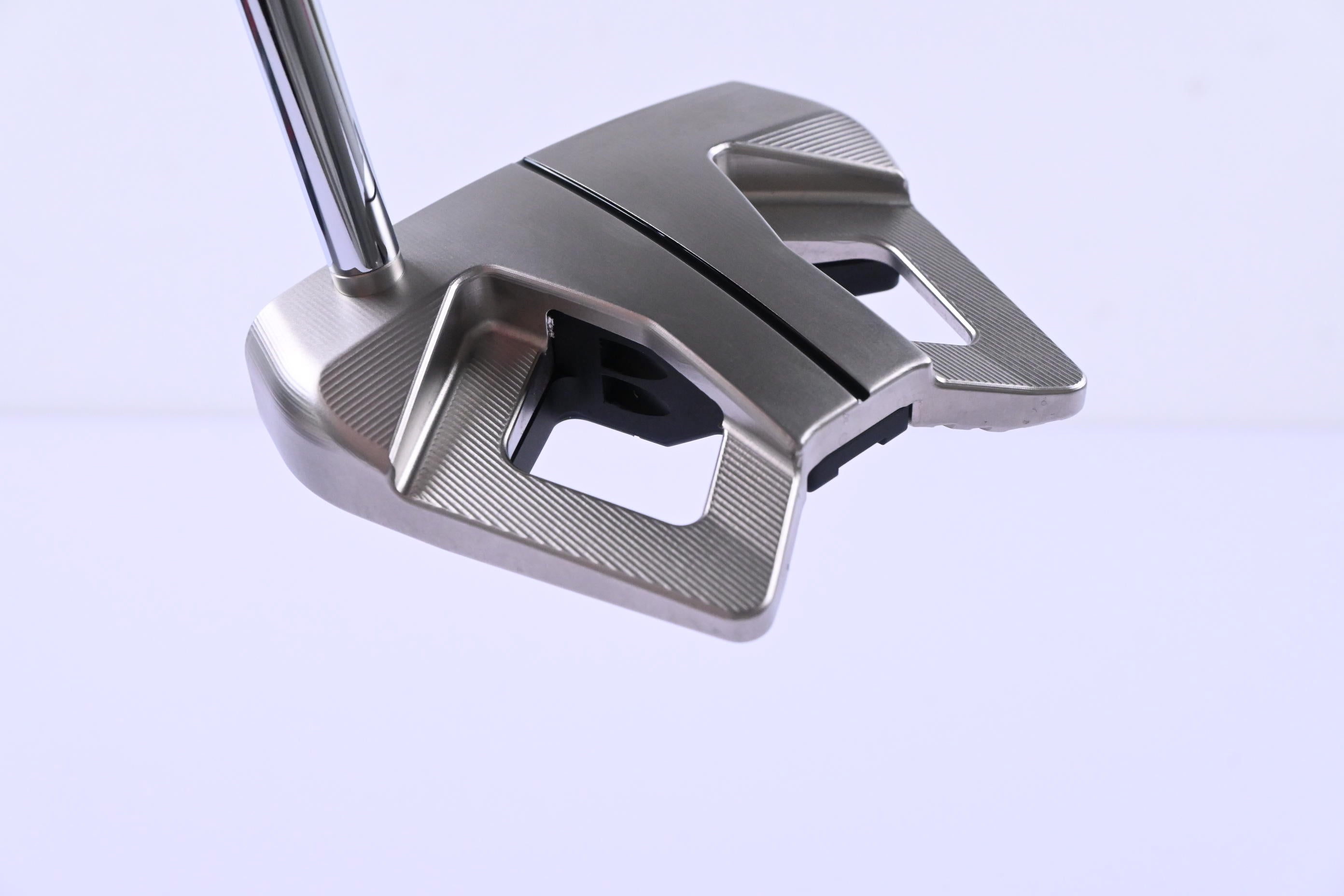 Scotty Cameron 2026 Phantom 9R Putter / 33 Inch