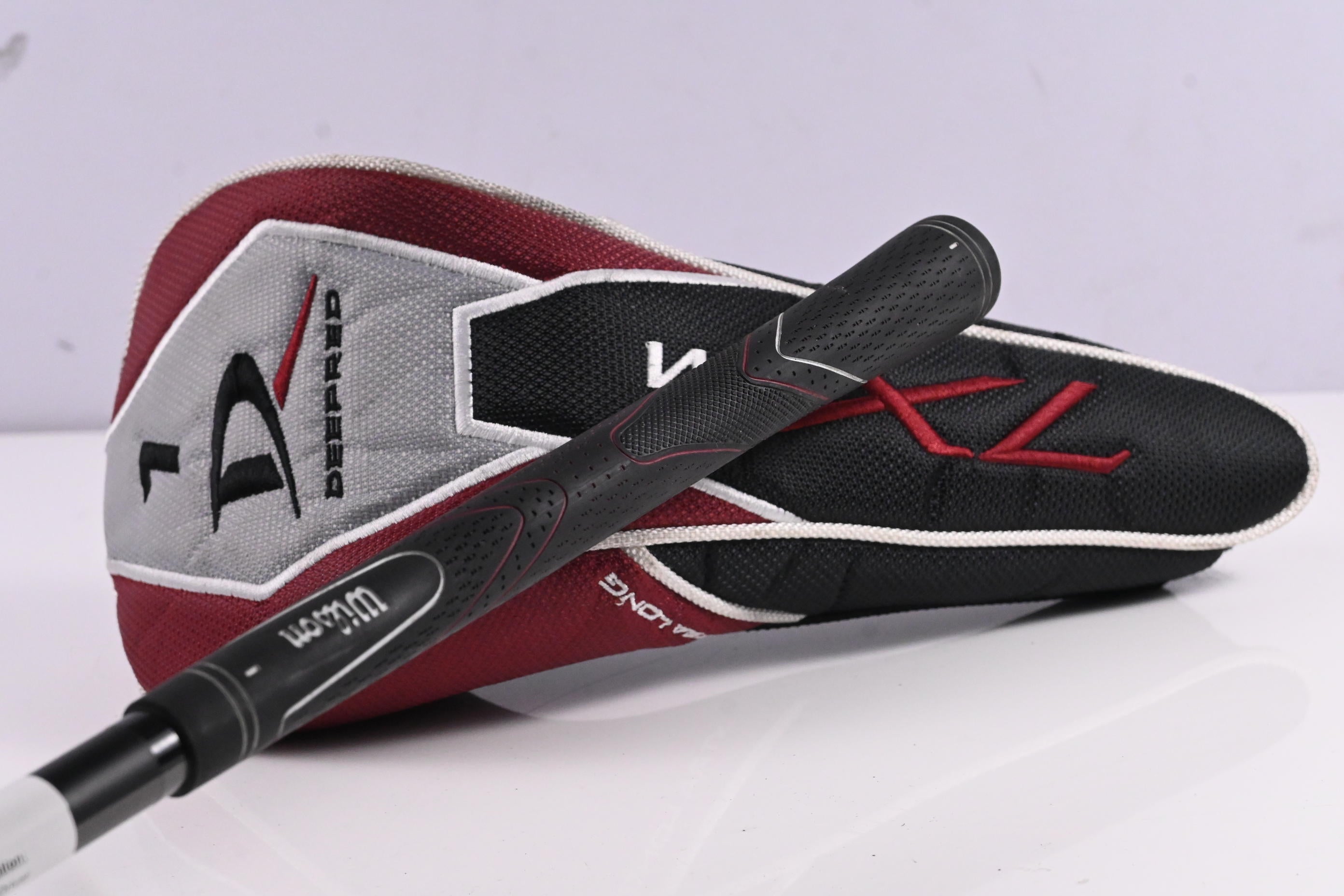 Wilson Deep Red XL Driver / 10.5 Degree / Regular Flex Wilson Shaft