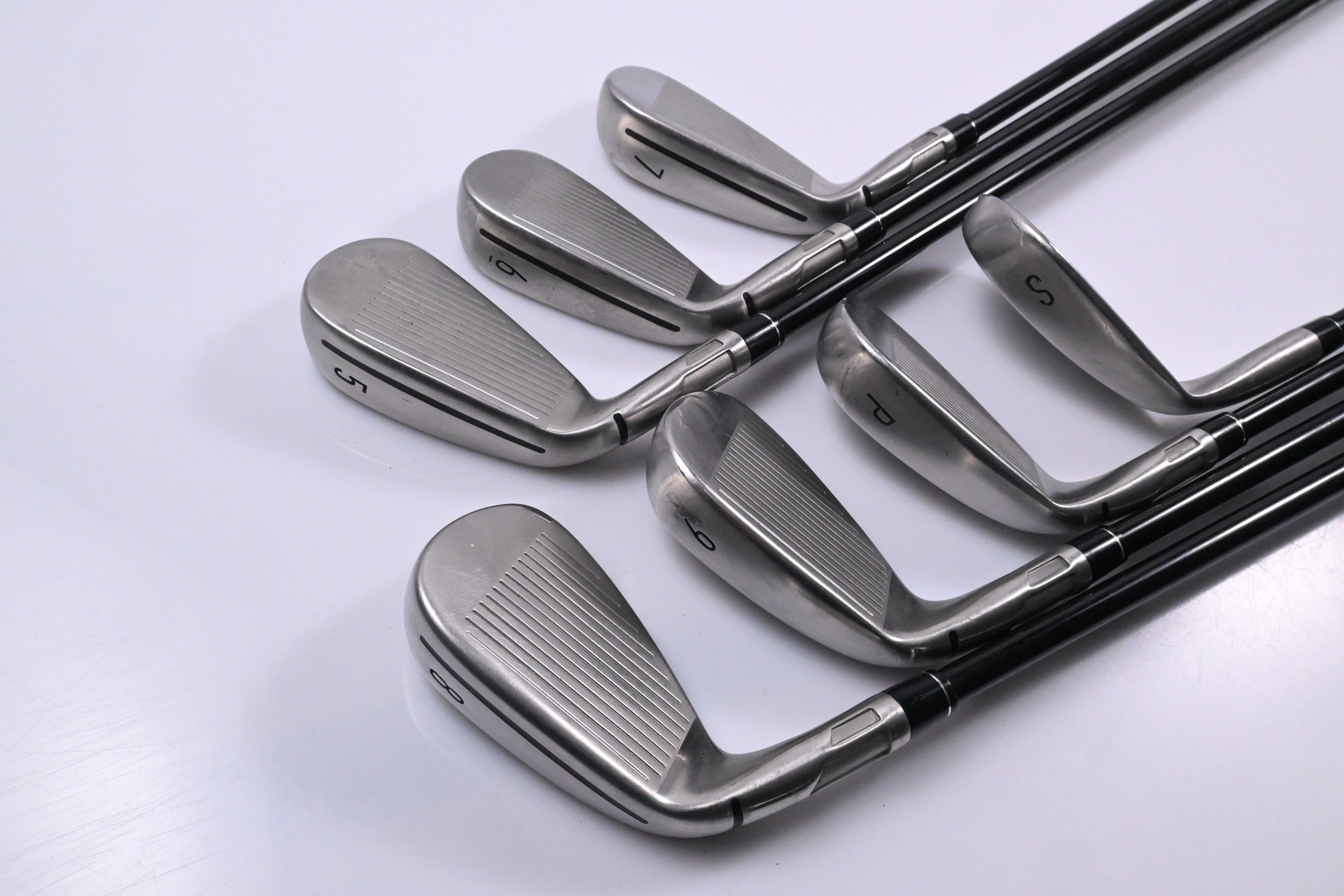 Taylormade Stealth Irons / 5-PW+SW / Regular Flex Fujikura Ventus Red 6 Shafts