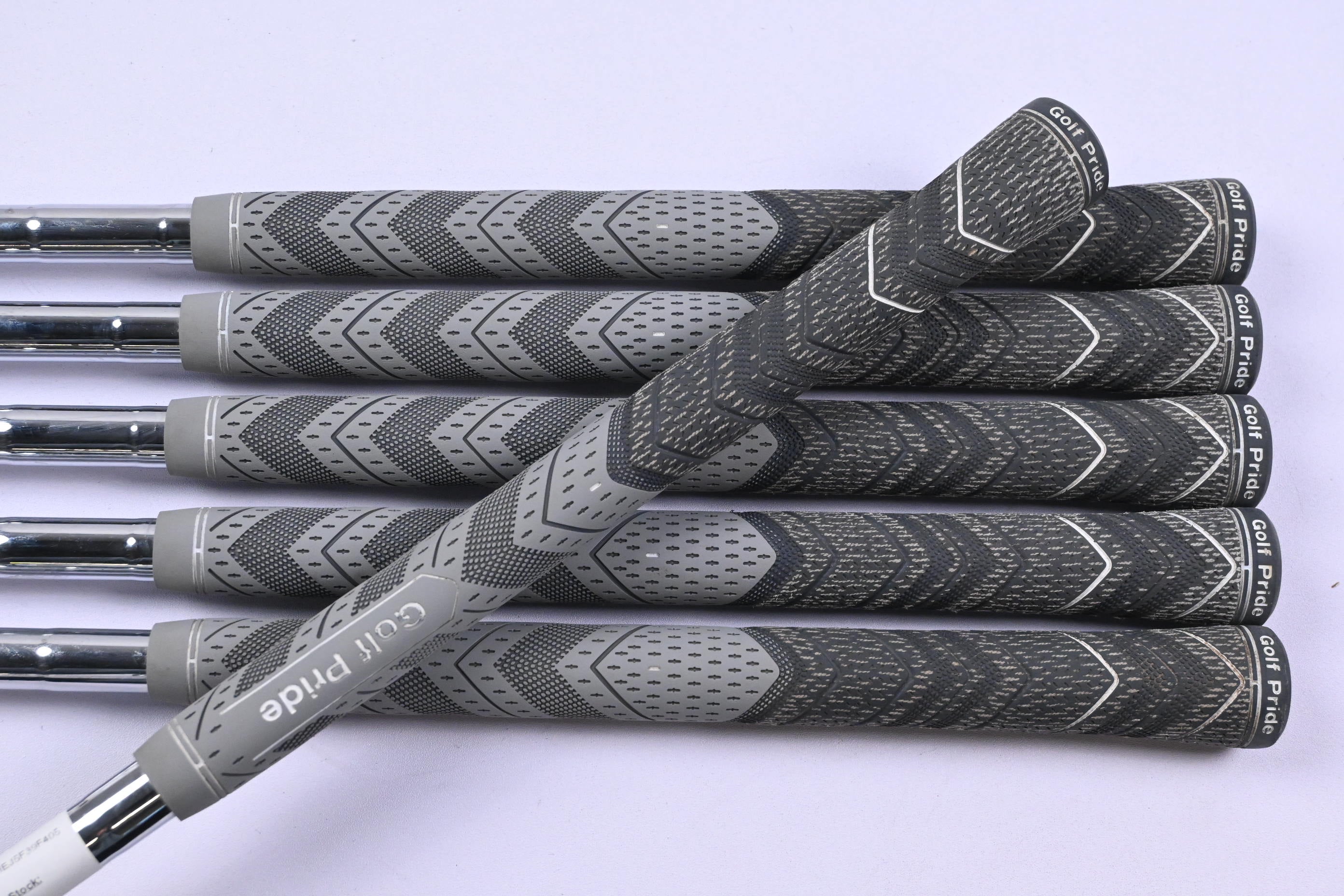Taylormade SIM2 Max Irons / 5-PW / Stiff Flex Dynamic Gold 105 S300 Shafts
