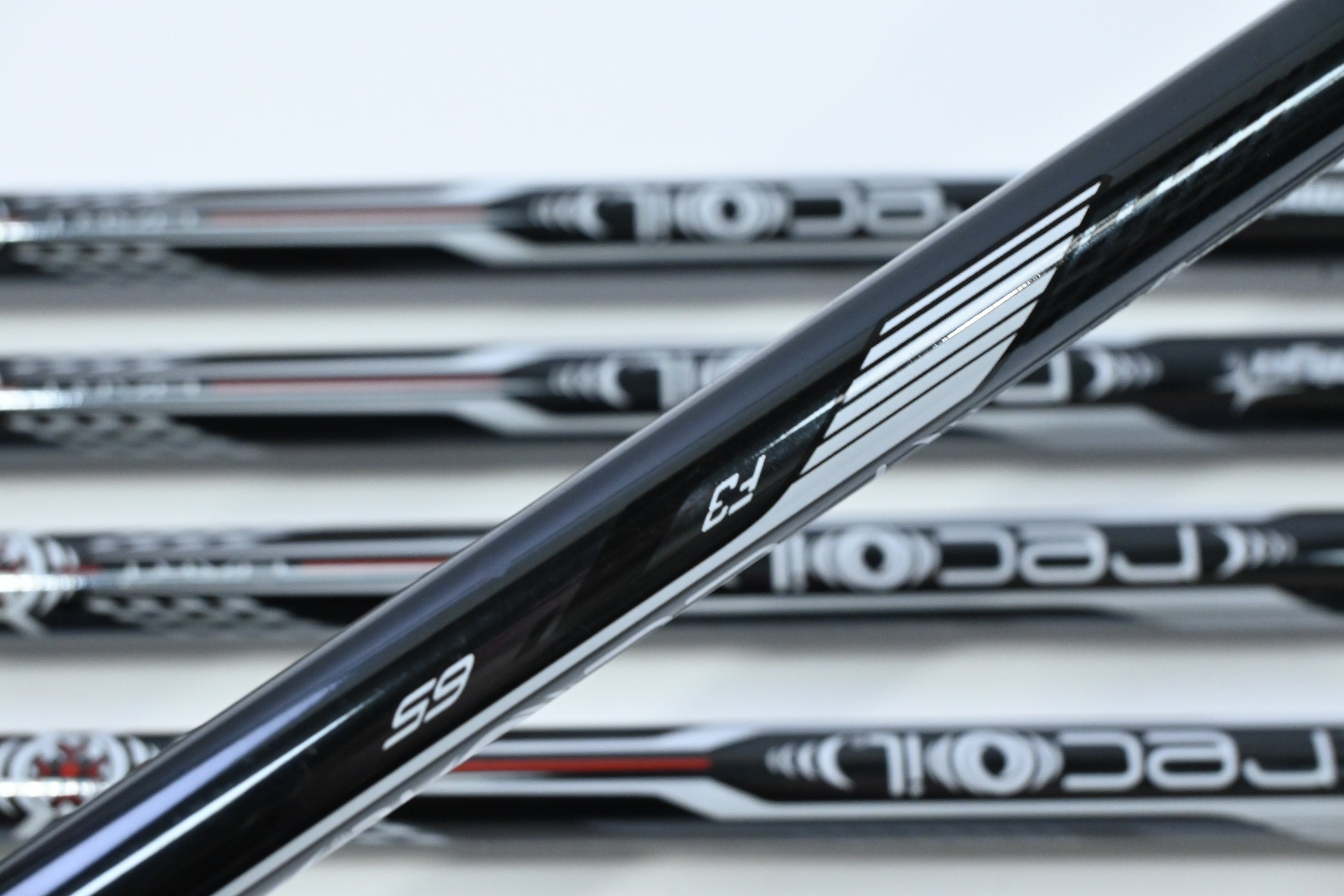 Srixon ZXi4 Irons / 7-PW+AW / Regular Flex UST Recoil Dart 65 Shafts