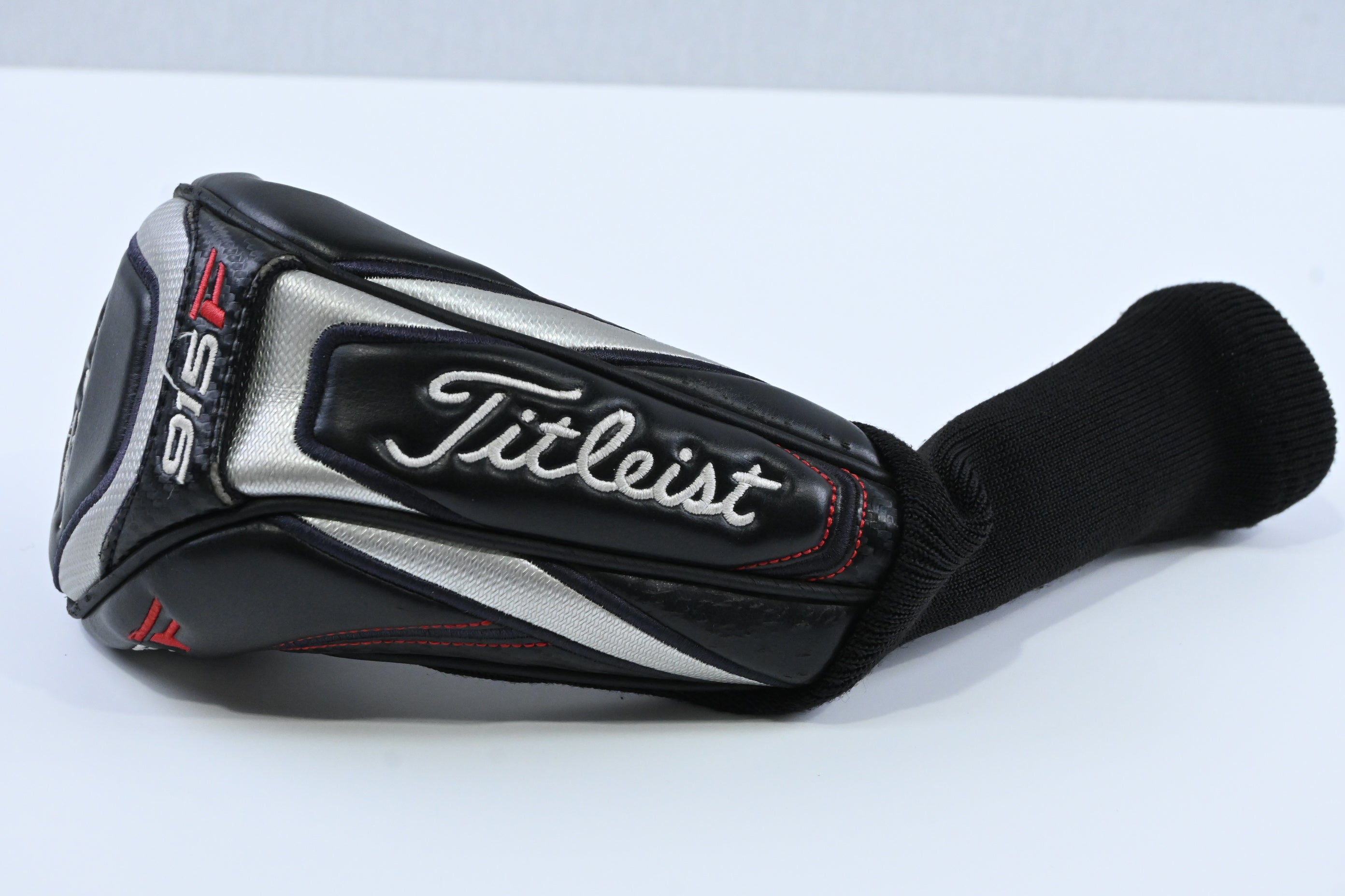 Titleist 913 F #3 Wood / 15 Degree / Regular Flex Tensei AV Blue 65 Shaft