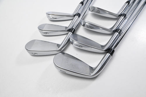 Titleist T250 2025 Irons / 5-PW+GW / Regular Flex AMT Red Shafts