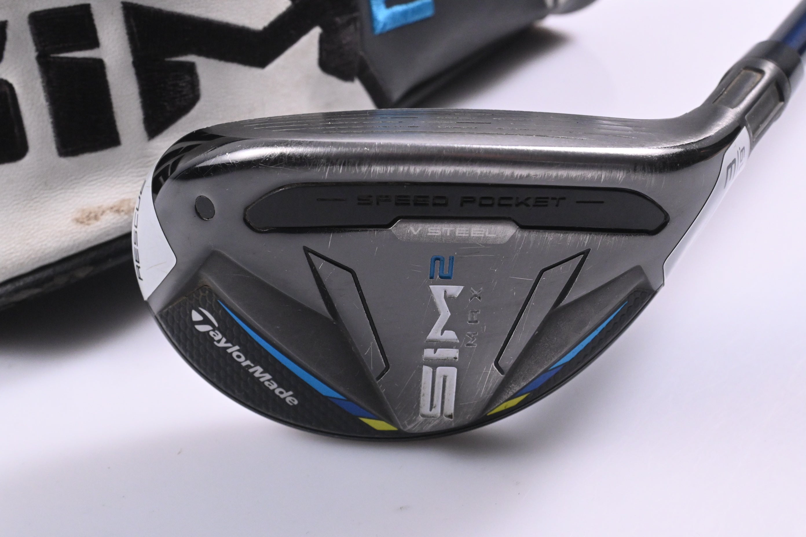 Taylormade SIM2 Max #3 Hybrid / 19 Degree / Regular Flex Ventus Blue 6 Shaft