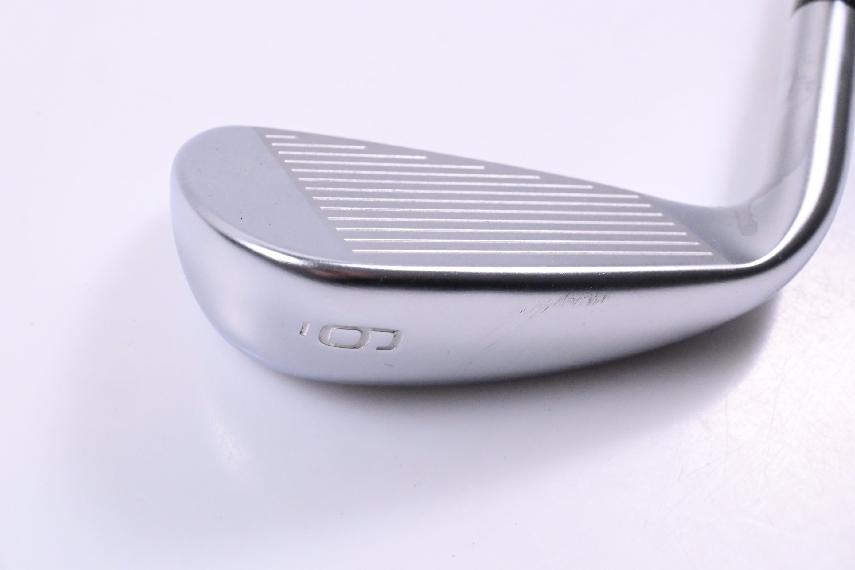 Mizuno JPX 923 Hot Metal #6 Iron / Regular Flex Dynamic Gold DST 98 R300 Shaft