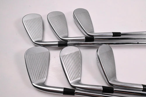 Mizuno JPX 923 Forged/Pro Combo Irons / 4-9i / X-Flex KBS Tour Shafts