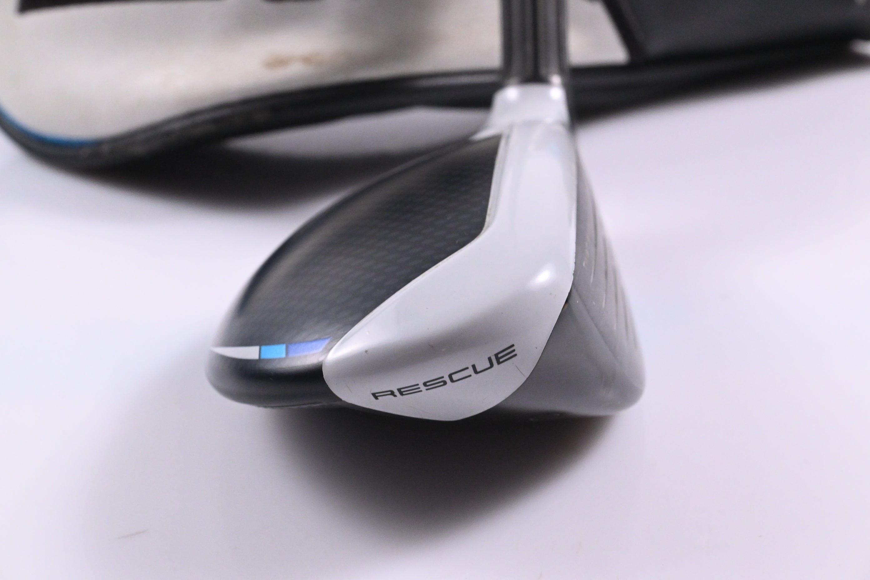 Taylormade SIM2 Max #3 Hybrid / 19 Degree / Regular Flex Ventus Blue 6 Shaft