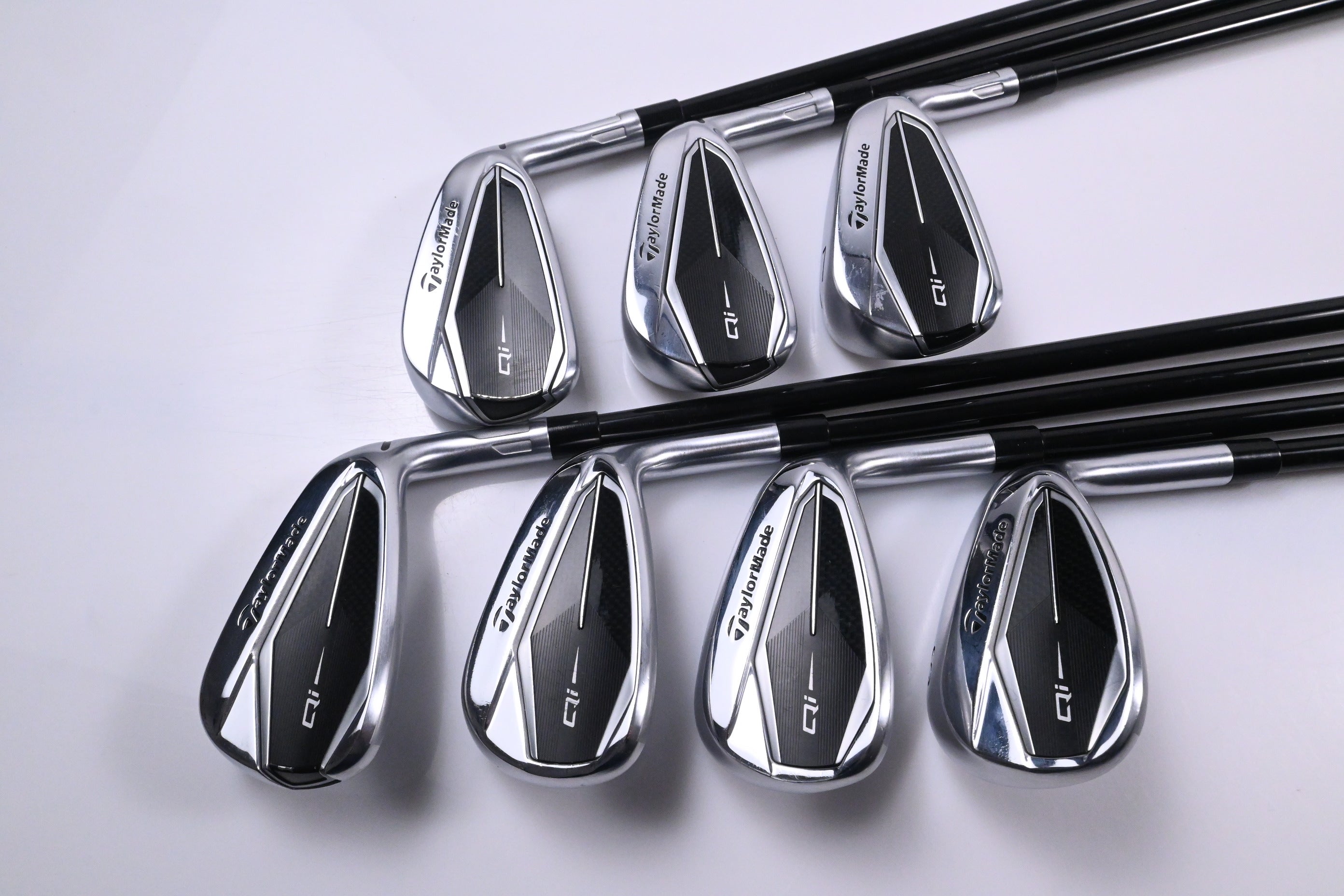 Taylormade Qi Irons / 5-PW+SW / Regular Flex Fujikura Ventus TR Blue 6 Shafts