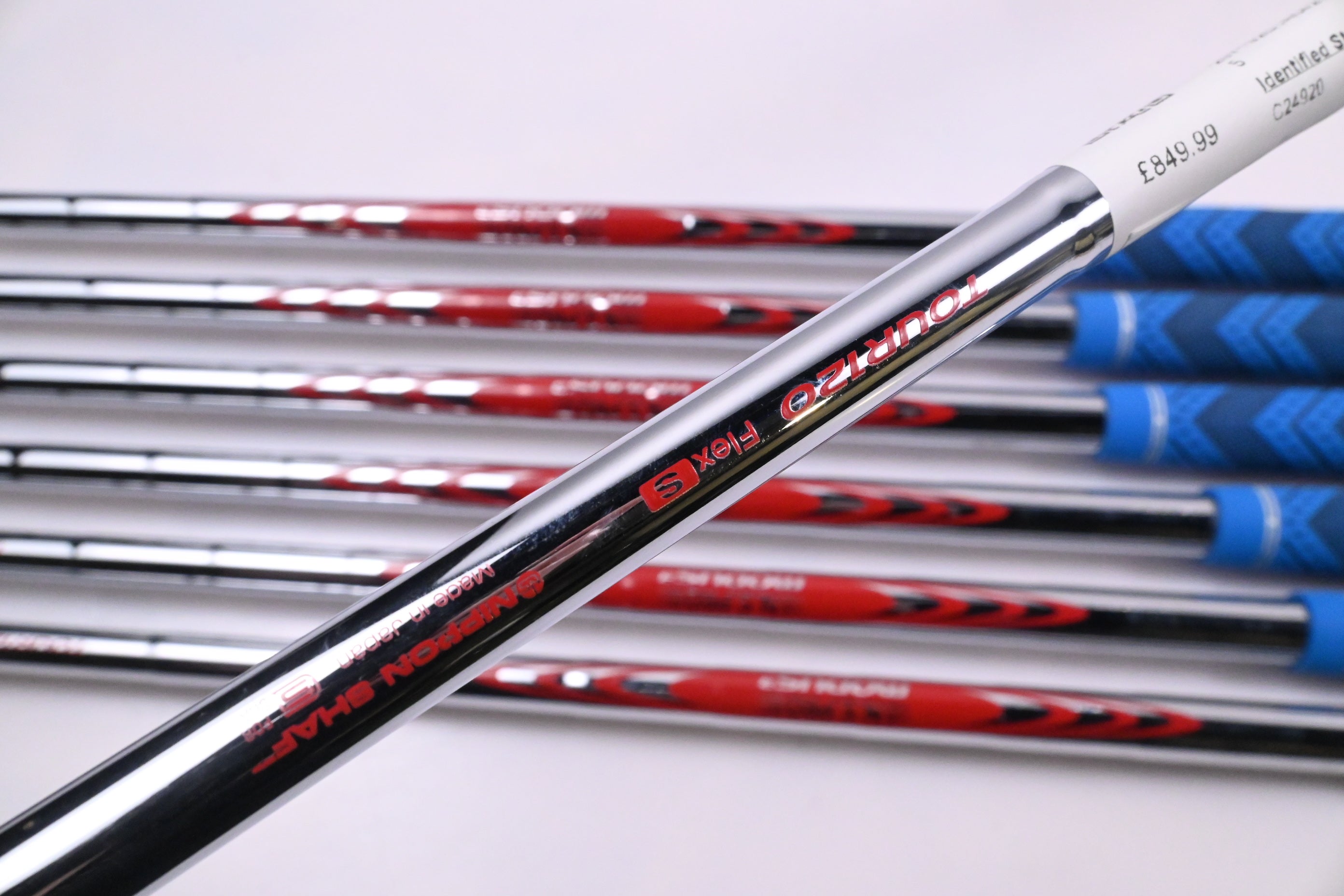 Srixon ZXi7 Irons / 4-PW / Stiff Flex N.S.Pro Modus³ Tour 120 Shafts