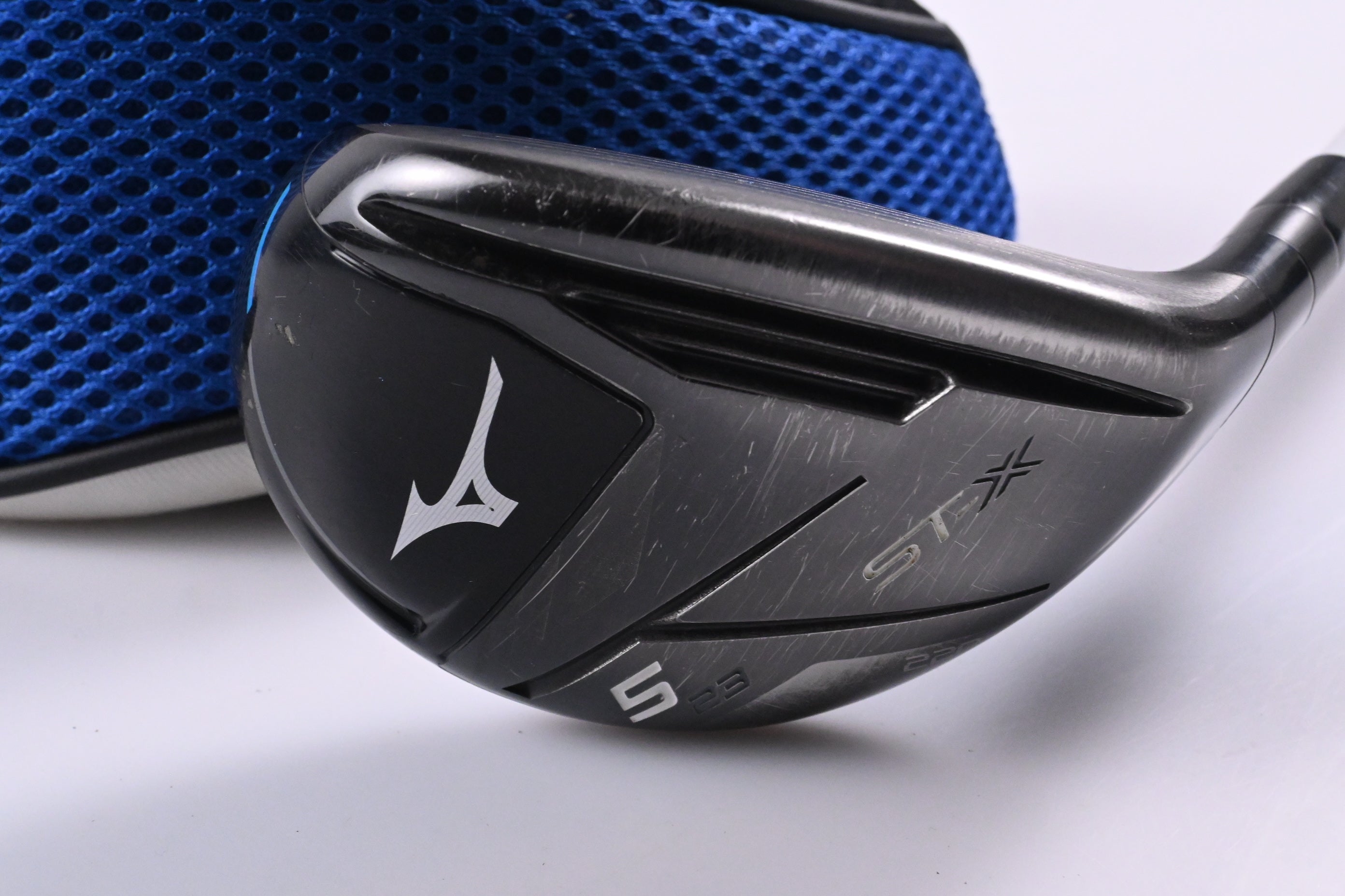 Mizuno ST-X 220 #5 Hybrid / 23 Degree / Senior Flex Aldila Ascent Ultralite 40