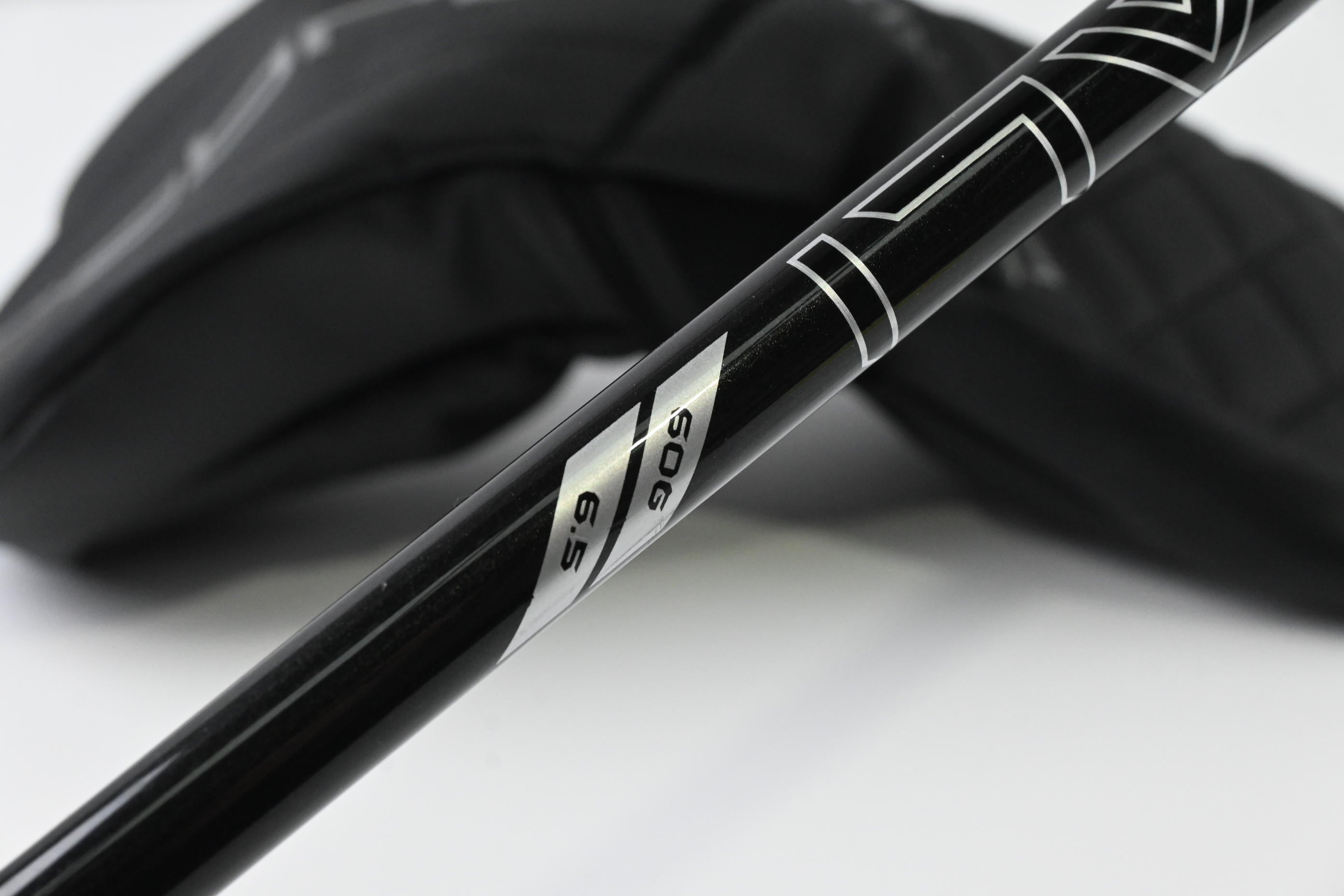Cobra DS-Adapt LS Driver / 9 Degree / X-Flex Denali Black 60 Shaft