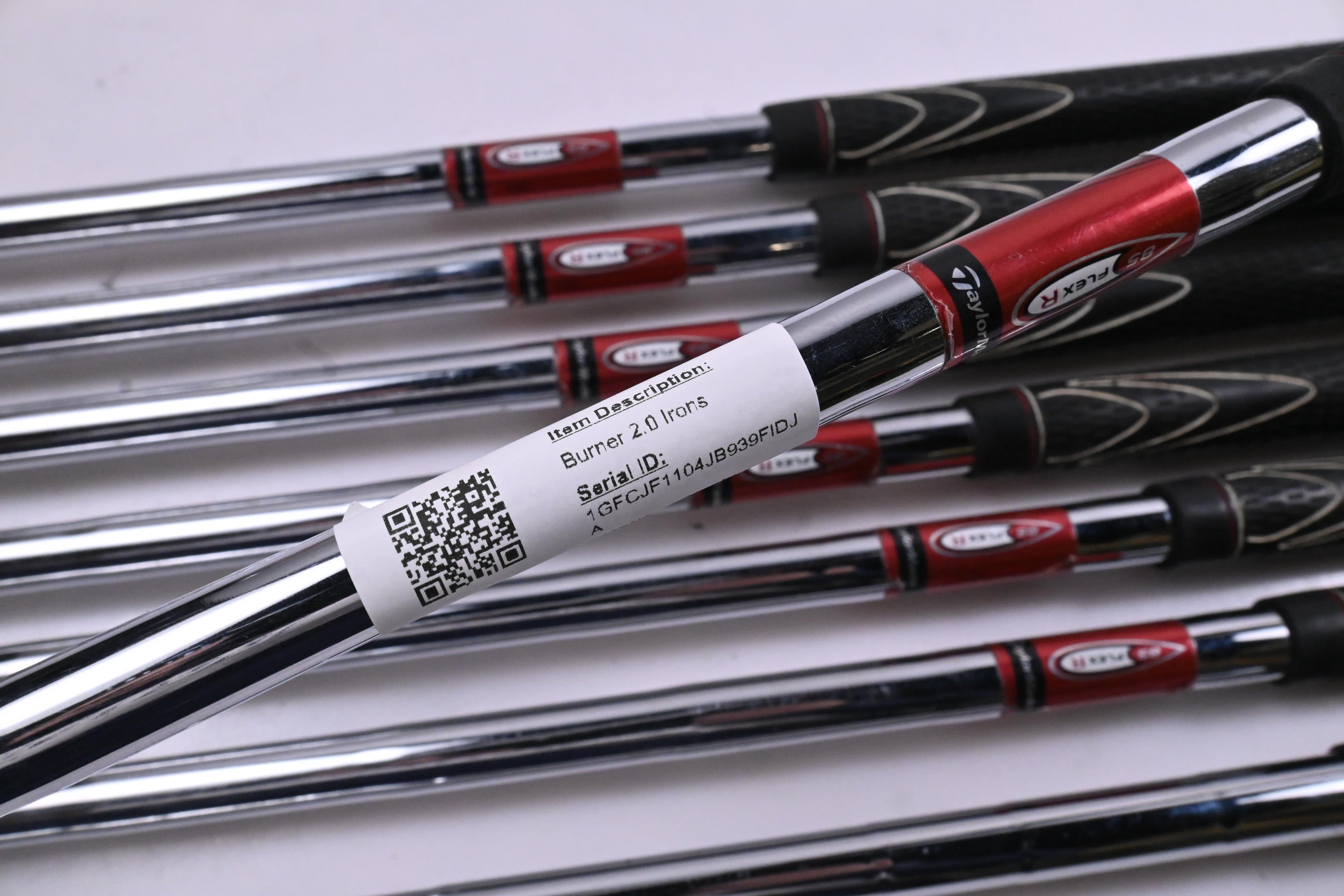 Taylormade Burner 2.0 Irons / 3-PW / Regular Flex Taylormade 85 Shafts