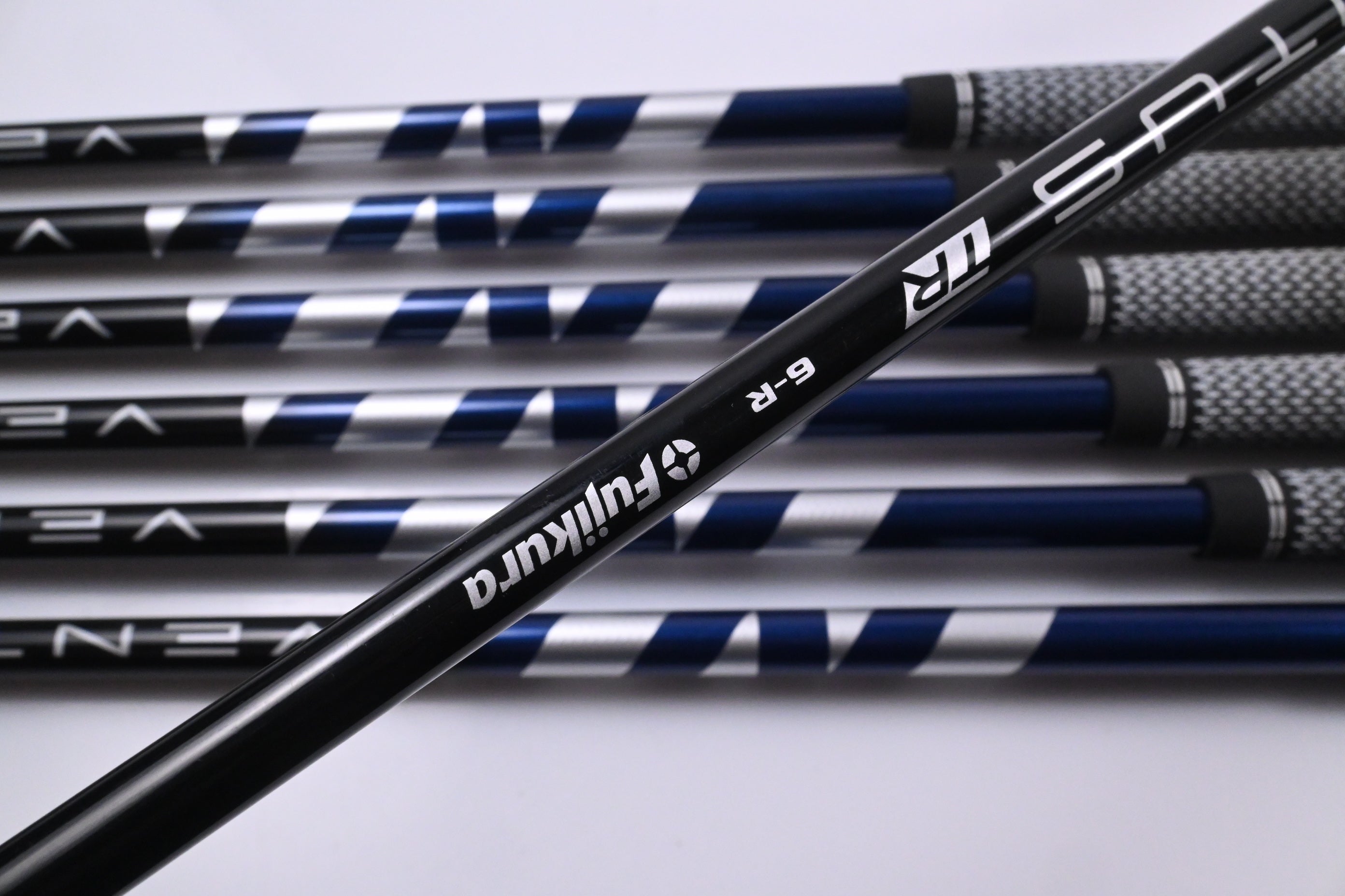 Taylormade Qi Irons / 5-PW+SW / Regular Flex Fujikura Ventus TR Blue 6 Shafts