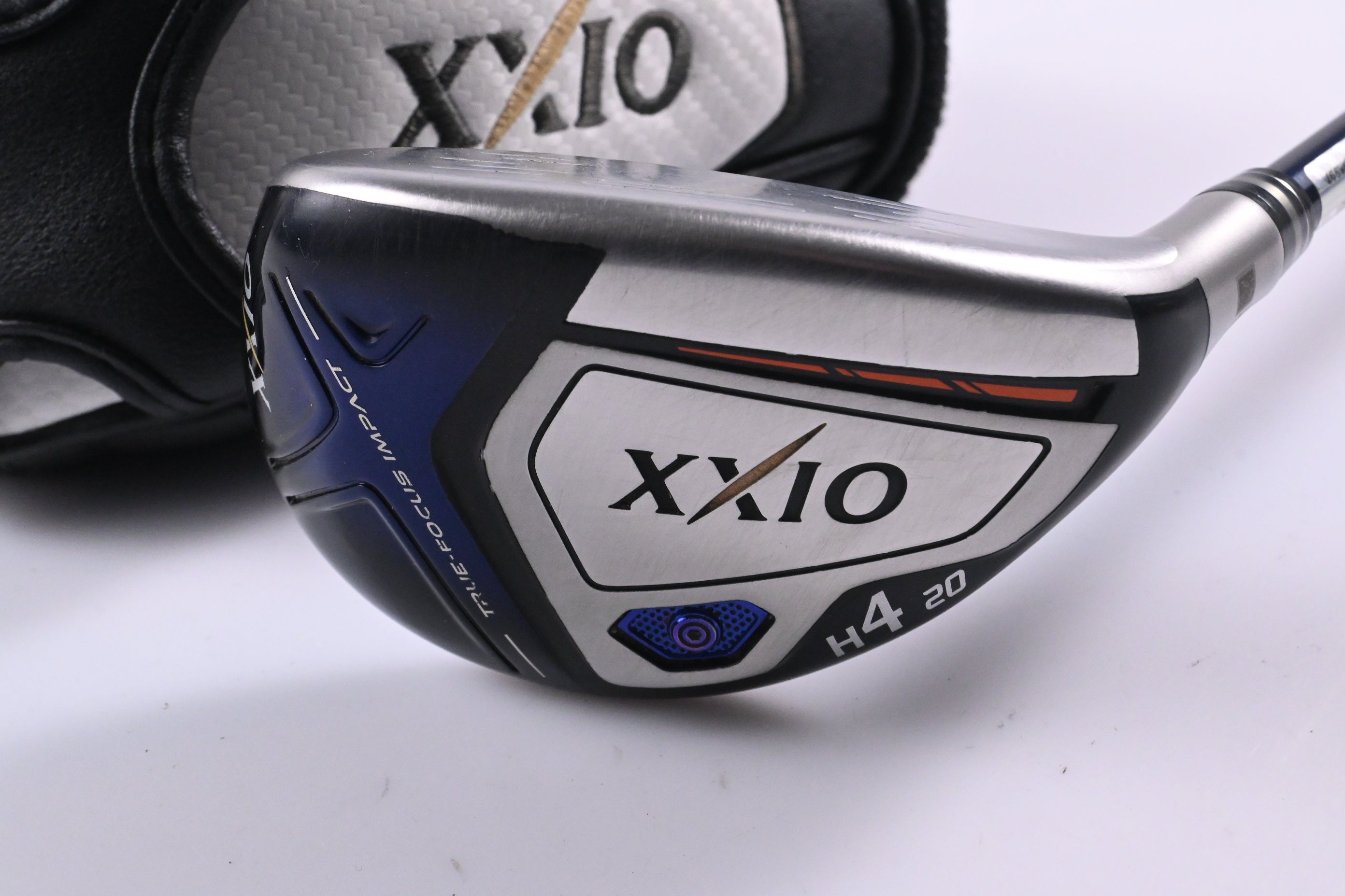 XXIO X #4 Hybrid / 20 Degree / Stiff Flex XXIO MP 1000 Shaft