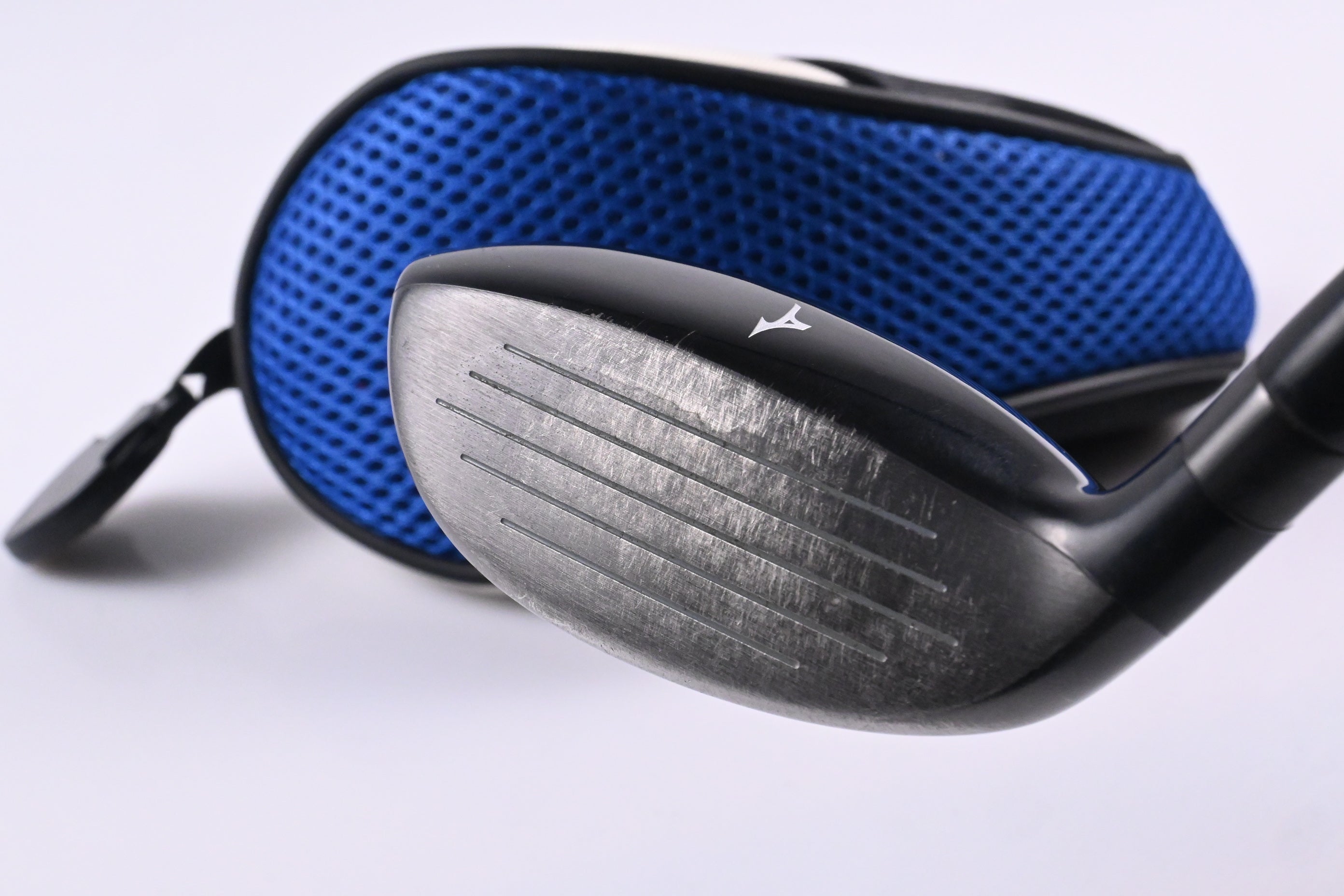 Mizuno ST-X 220 #5 Hybrid / 23 Degree / Senior Flex Aldila Ascent Ultralite 40