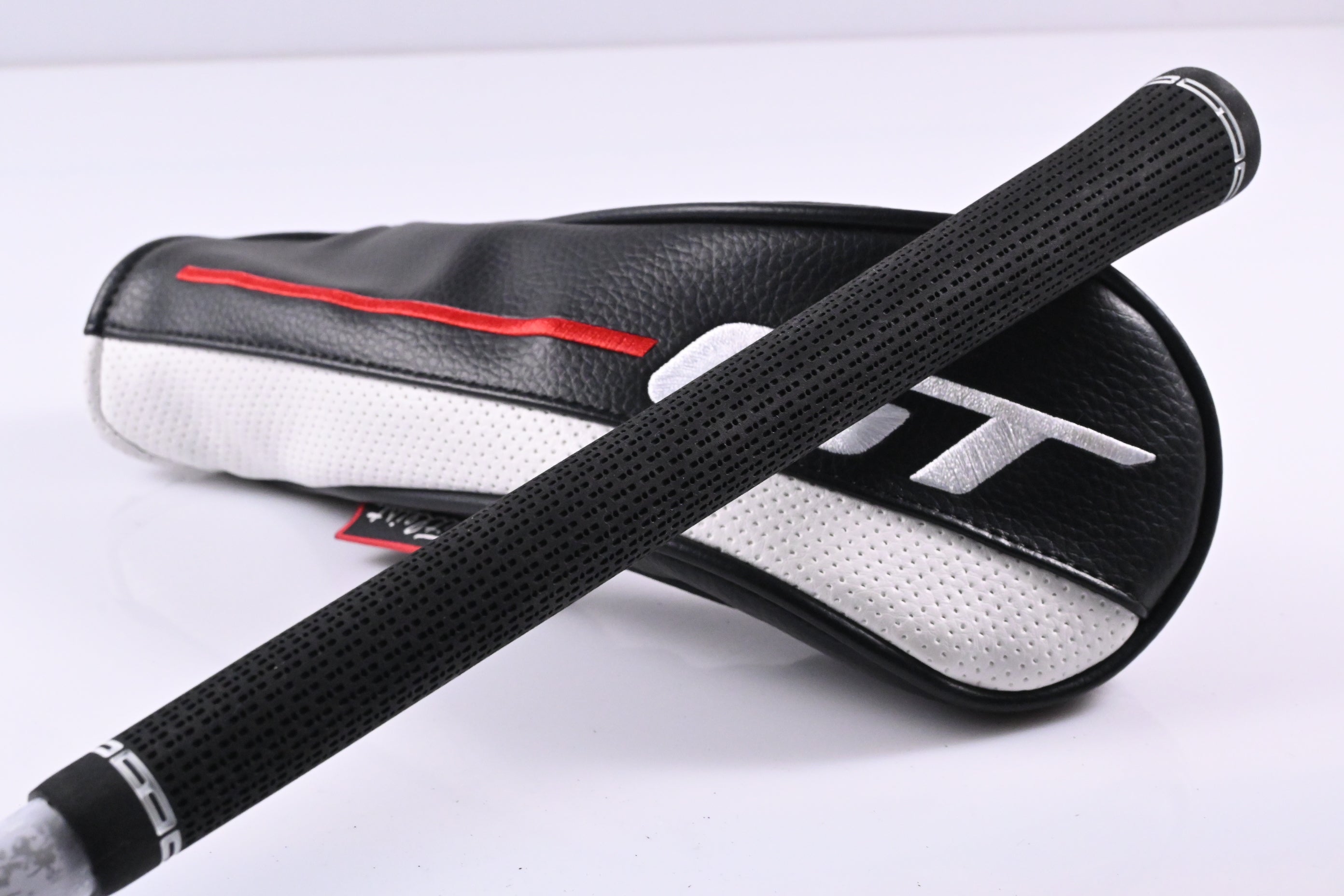 Titleist GT2 #4 Hybrid / 21 Degree / Regular Flex Denali Red 60 Shaft