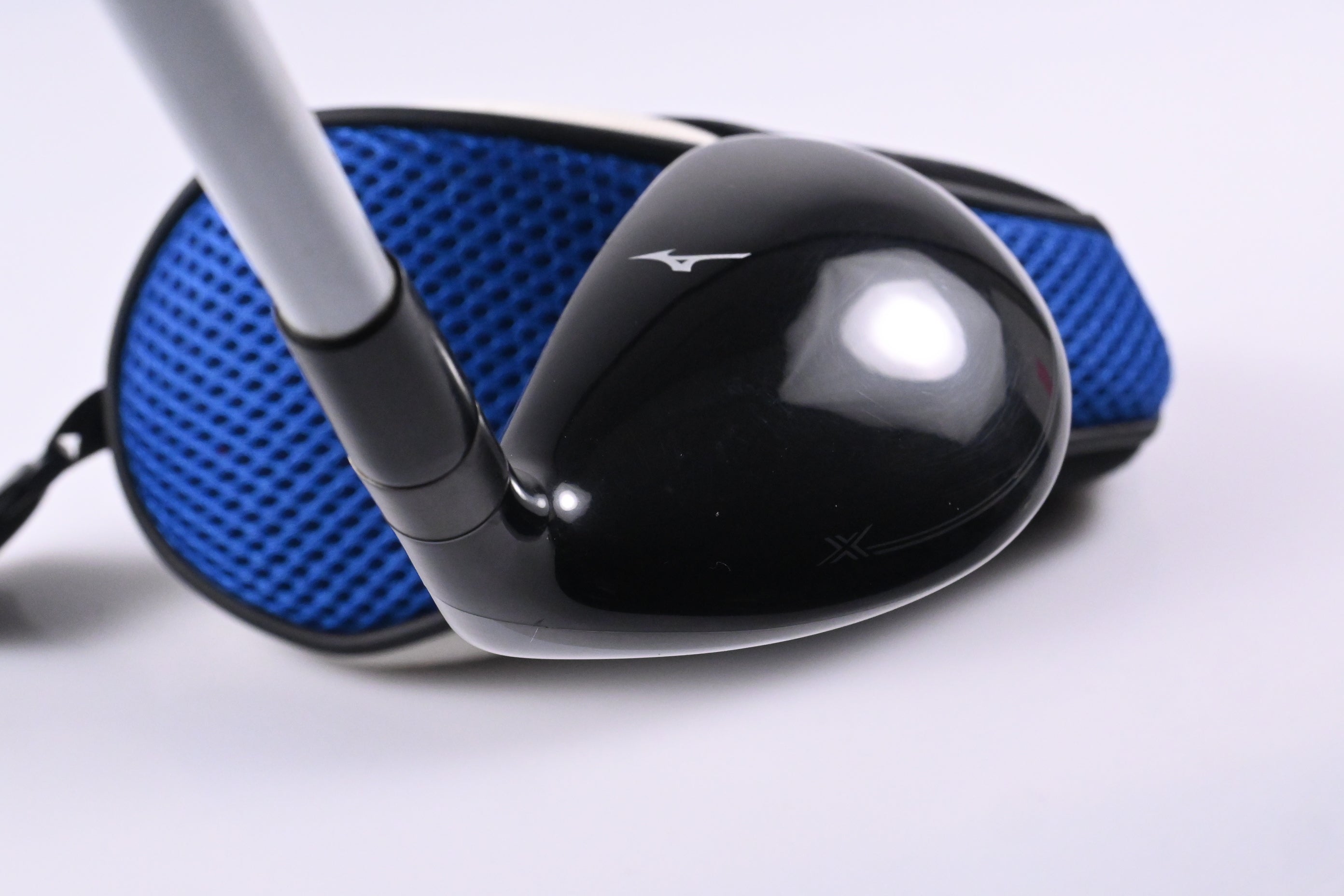 Mizuno ST-X 220 #5 Hybrid / 23 Degree / Senior Flex Aldila Ascent Ultralite 40
