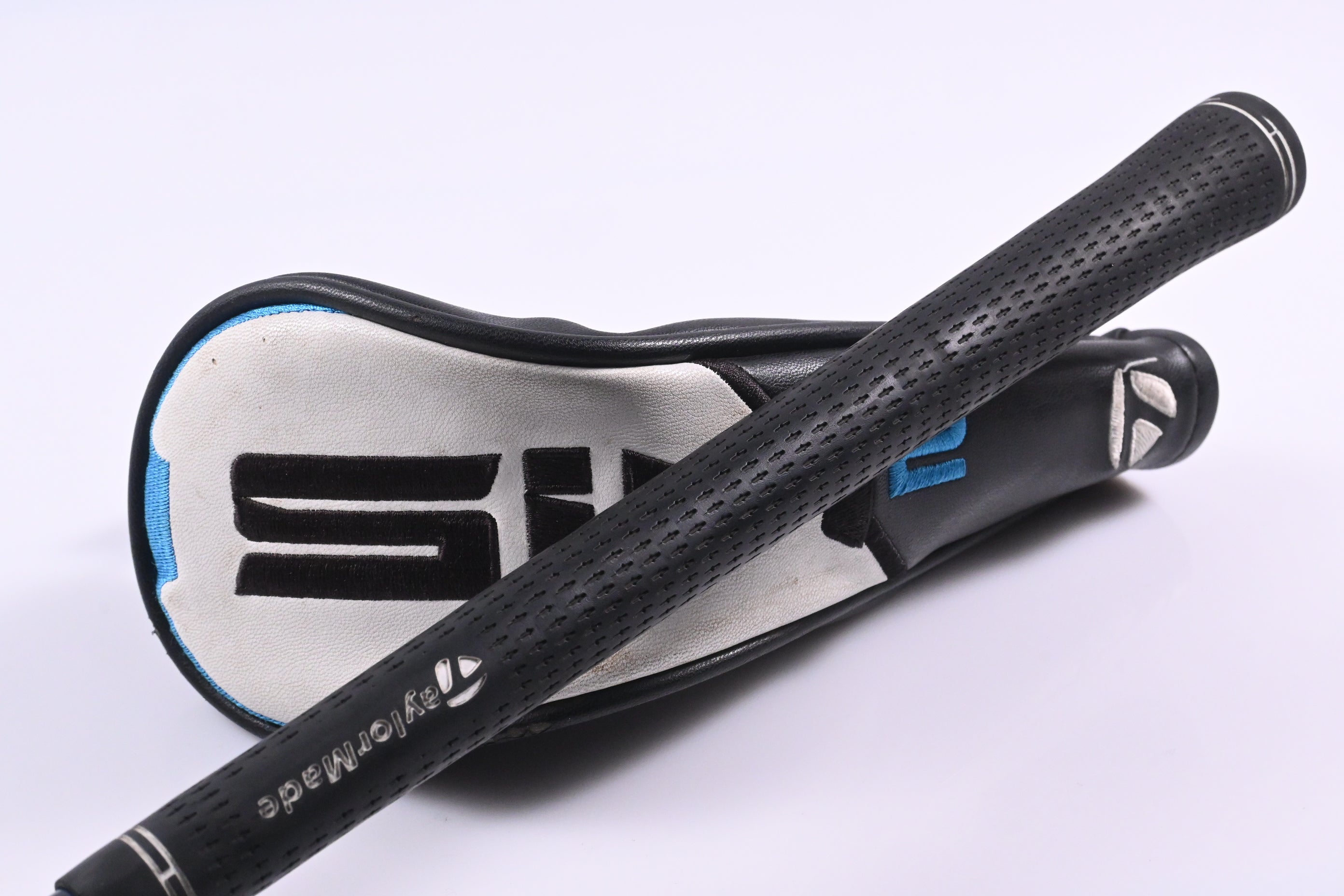 Taylormade SIM2 Max #3 Hybrid / 19 Degree / Regular Flex Ventus Blue 6 Shaft