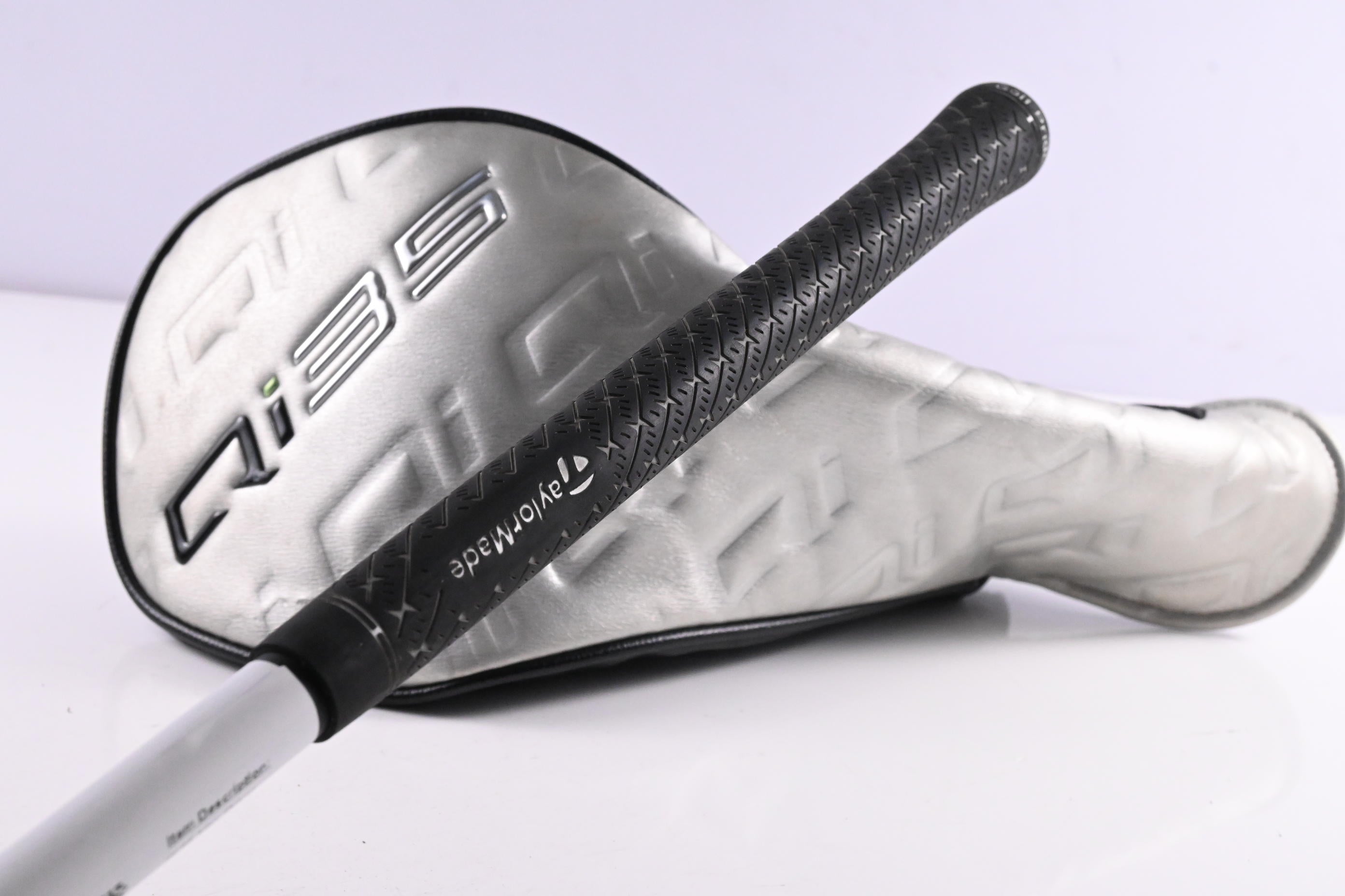 Taylormade Qi35 Max Driver / 10.5 Degree / Regular Flex Fujikura Air Speeder 50