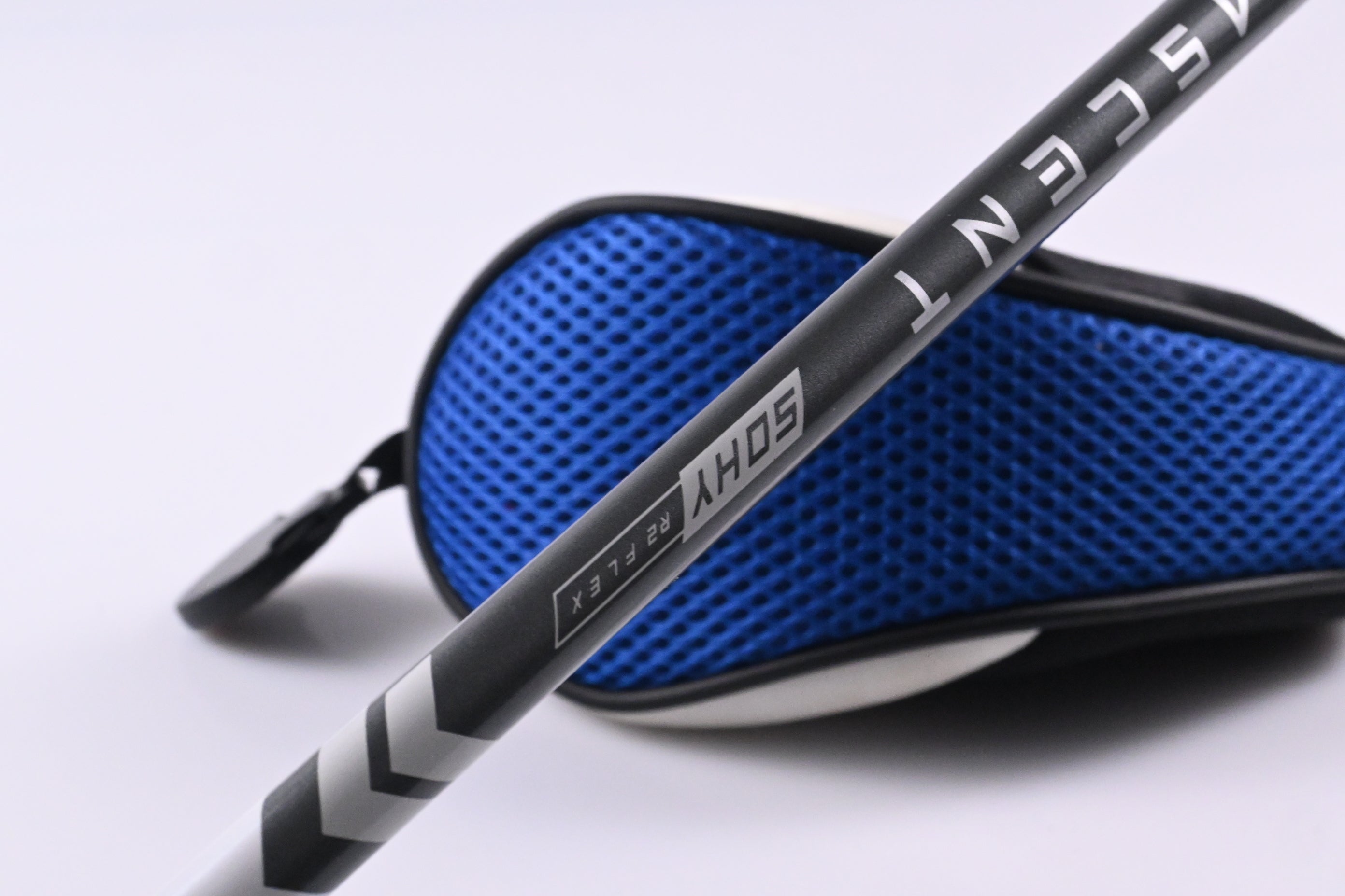 Mizuno ST-X 220 #5 Hybrid / 23 Degree / Senior Flex Aldila Ascent Ultralite 40
