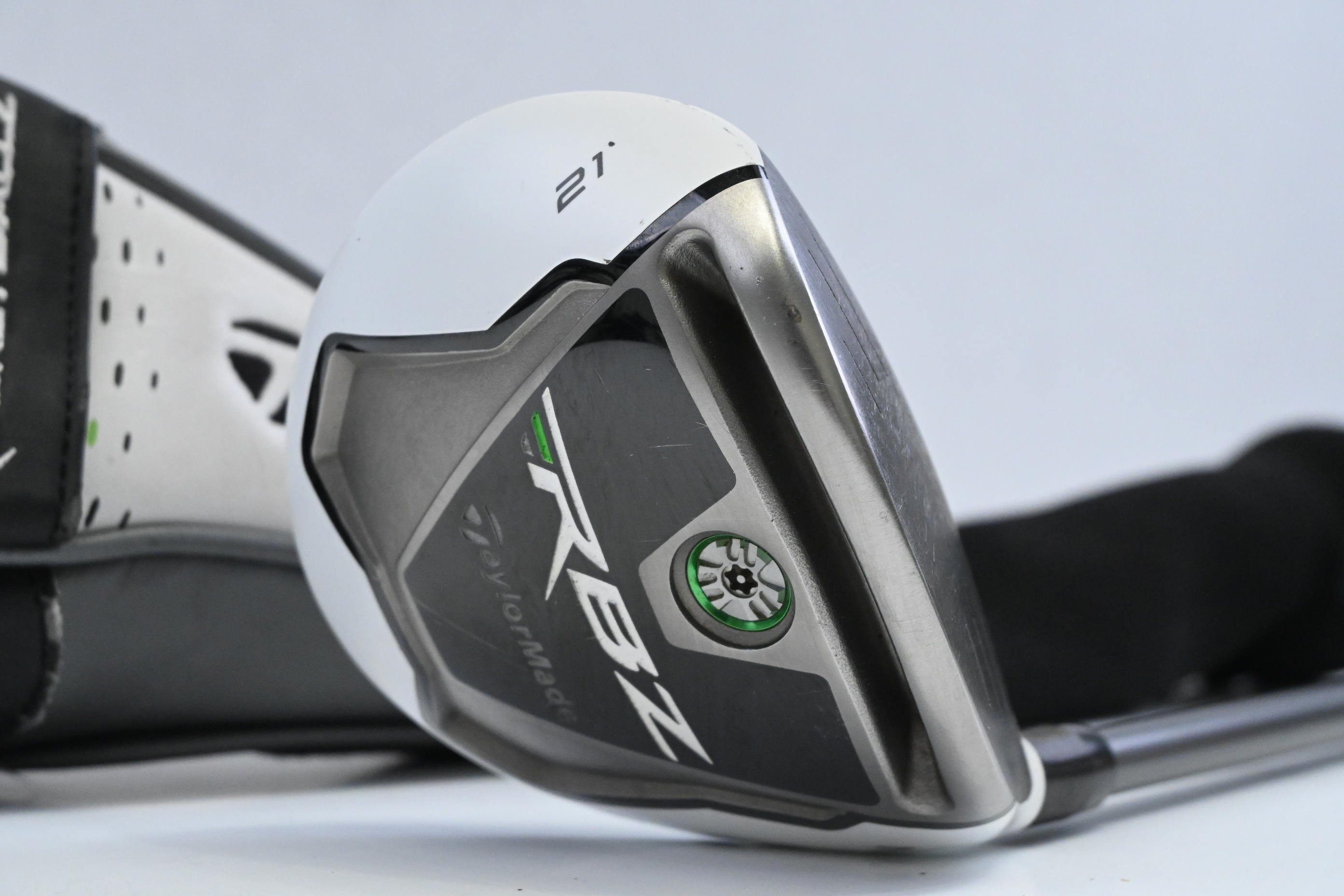 Taylormade RBZ #7 Wood / 21 Degree / Regular Flex Taylormade Matrix Ozik Xcon-5
