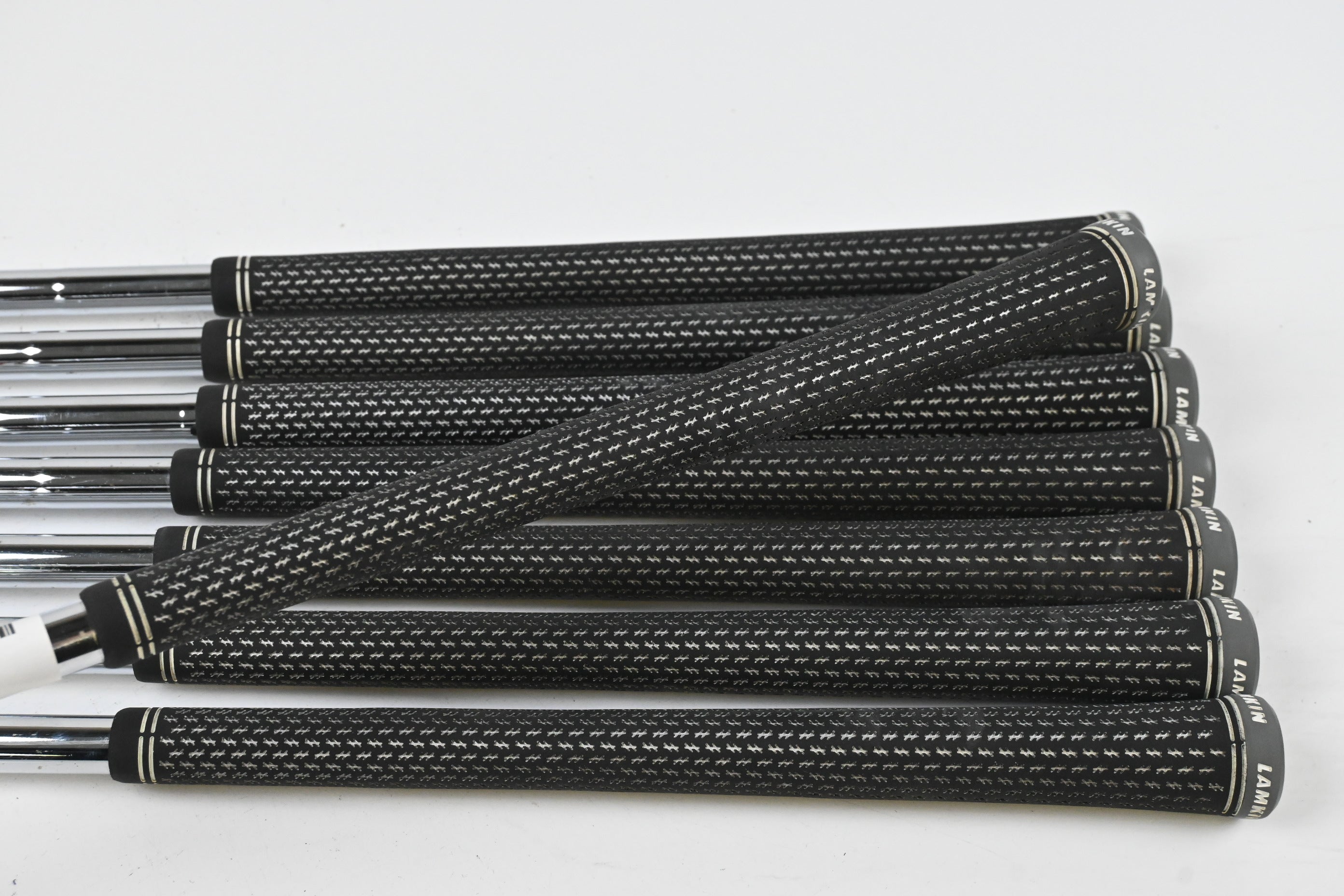 Taylormade SIM Max OS Irons / 4-PW+SW / Regular Flex KBS MAX 85 Shaft