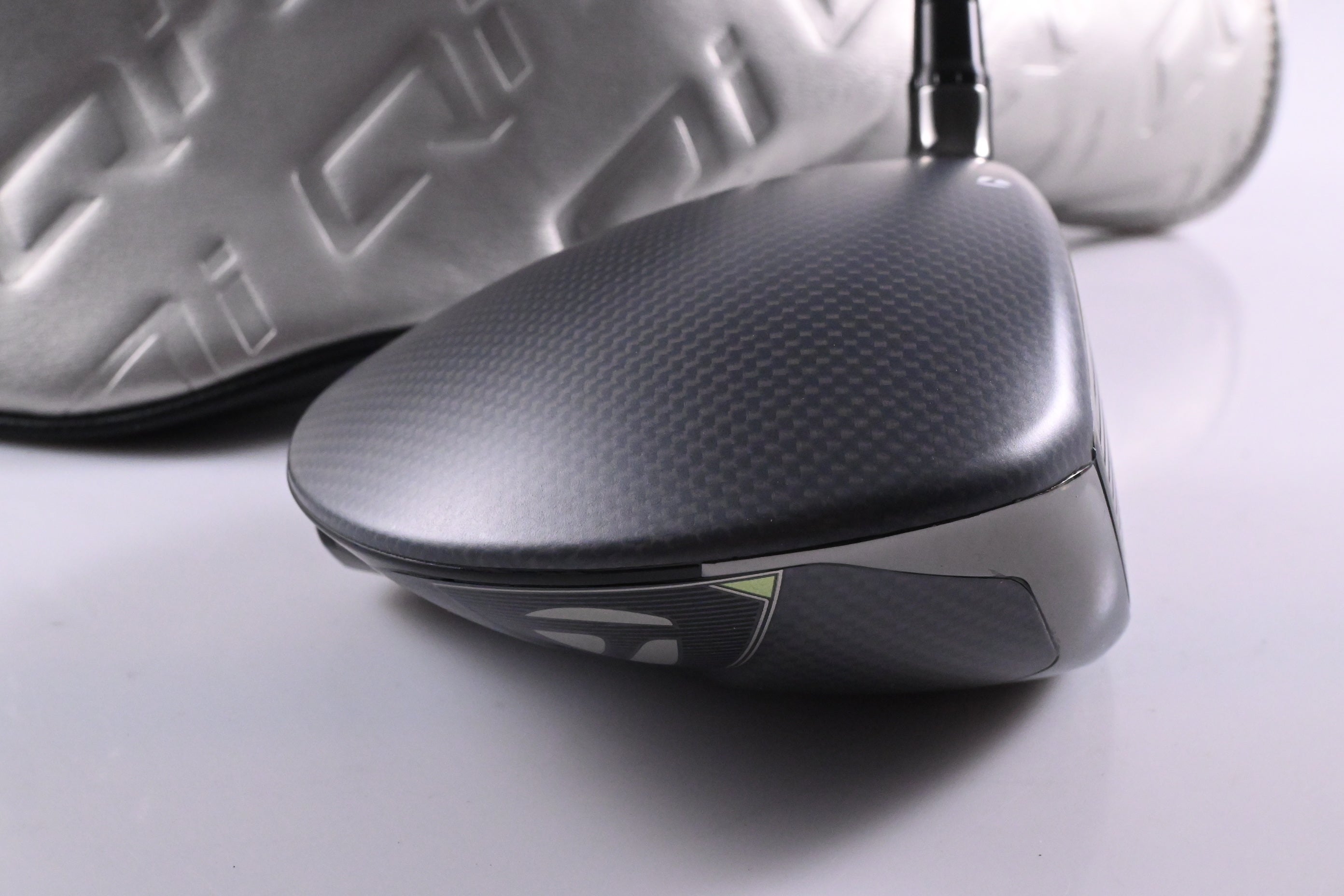 Taylormade Qi35 LS Driver / 10.5 Degree / Stiff Flex Kai'li Blue CB Dark Wave 60
