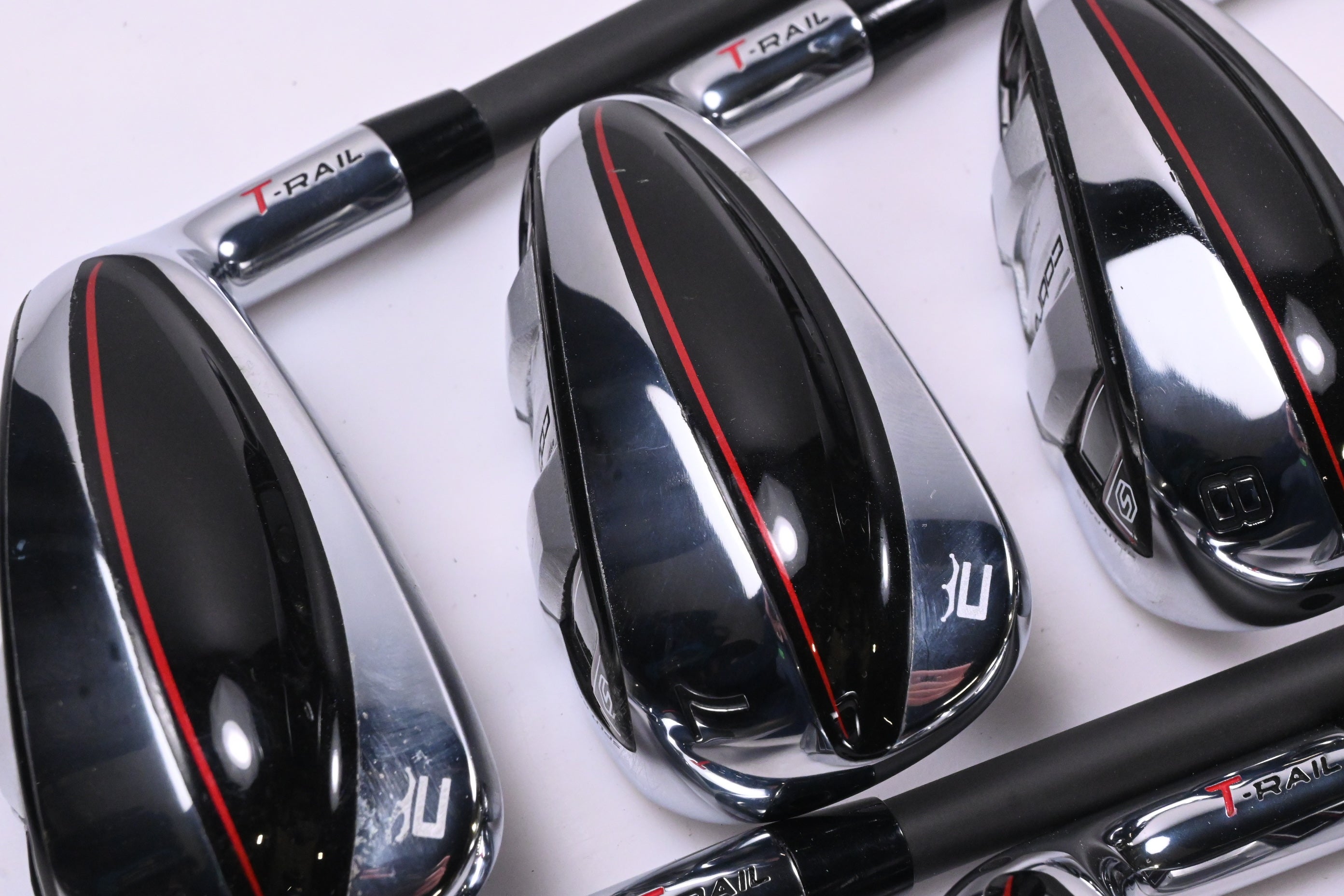 Cobra T-Rail 2023 Irons / 6-PW+SW / Regular Flex Cobra Ultralite 50 Shafts