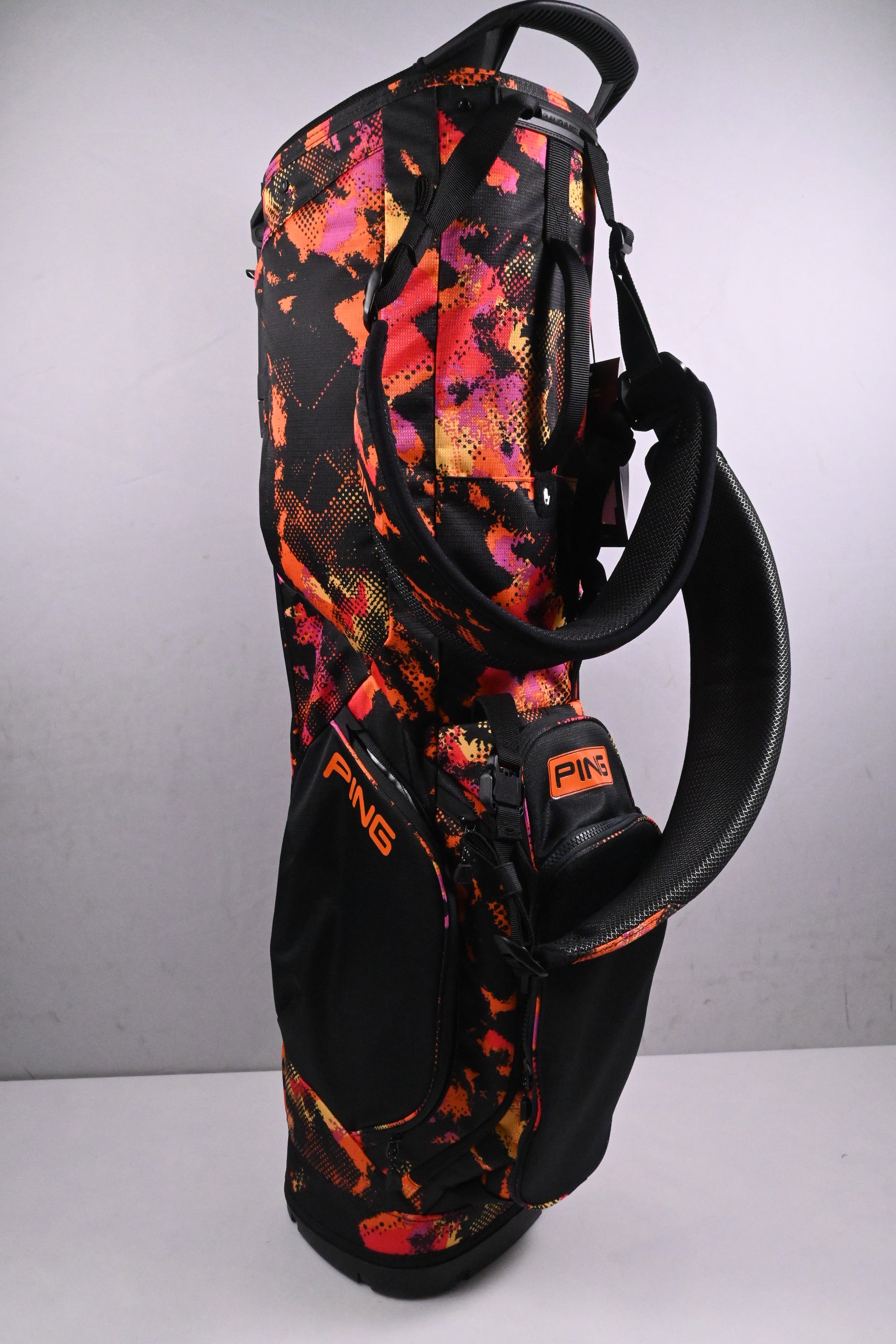 Ping Hoofer Lite LTD Edition Stand Bag / 4-Way Divider / Black, Pink, Orange