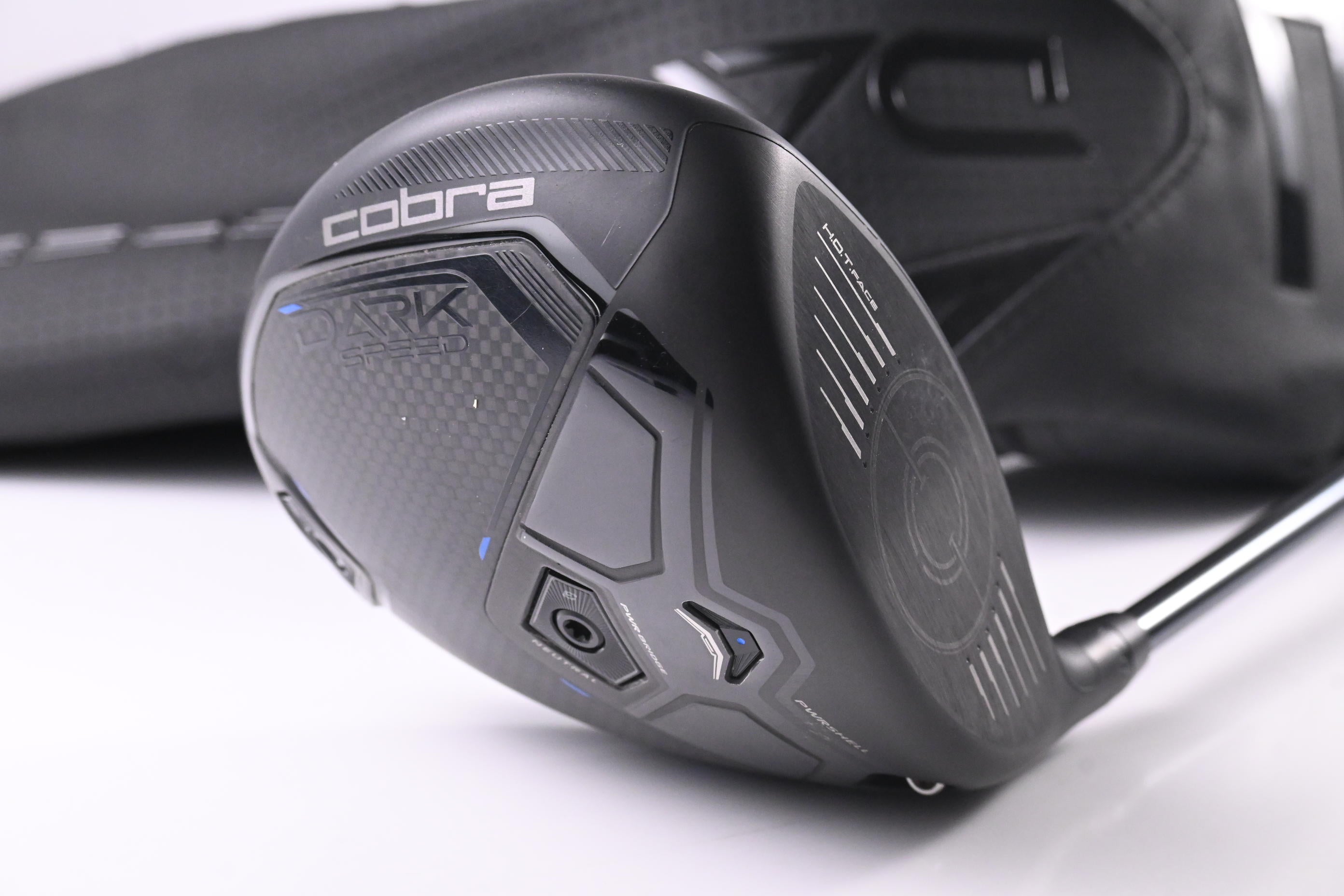 Cobra Darkspeed X Driver / 10.5 Degree / Stiff Flex UST Mamiya LinQ Blue 6 Shaft