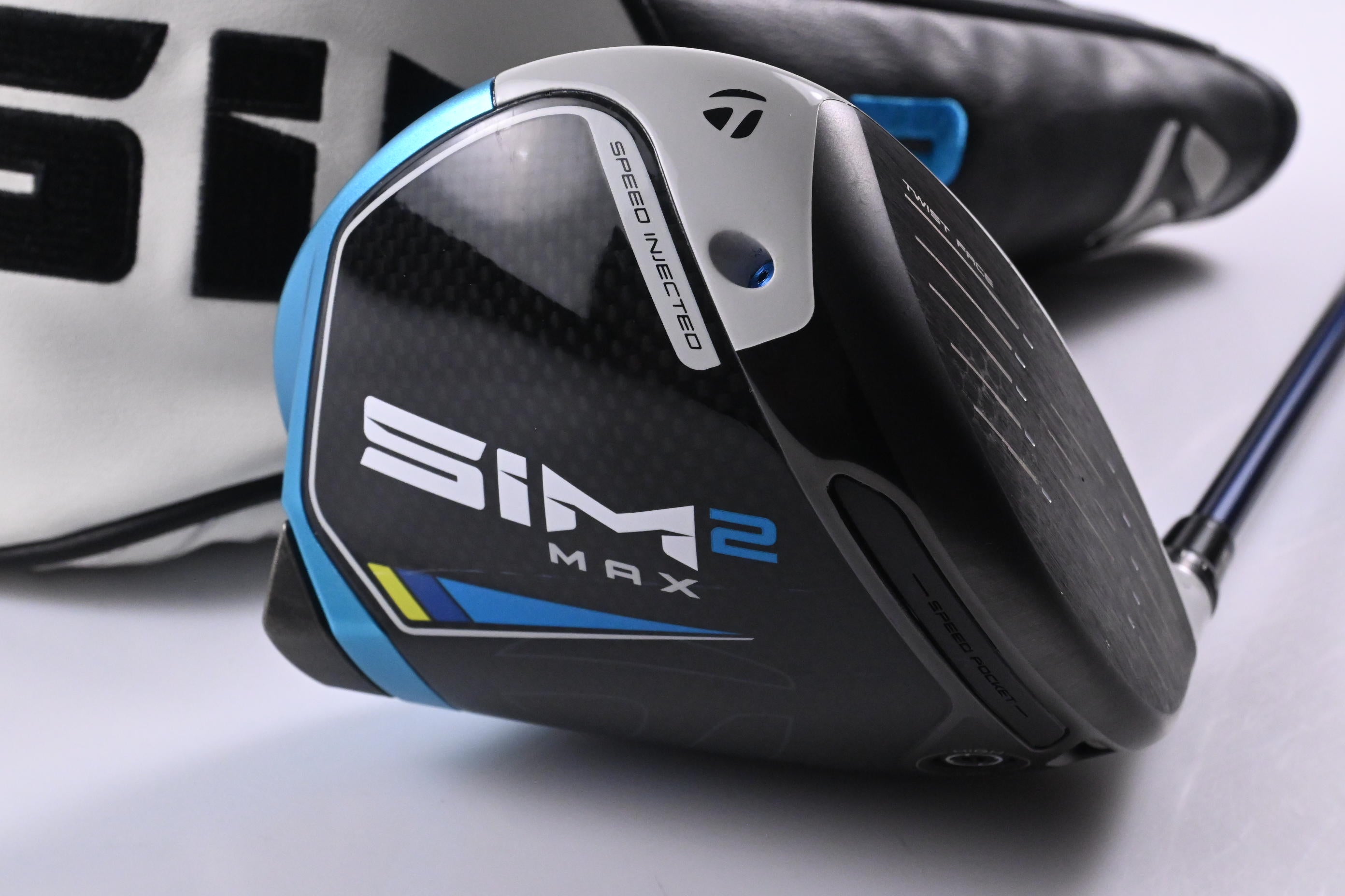 Taylormade SIM2 Max Driver / 10.5 Degree / Stiff Flex Fujikura Ventus Blue 5