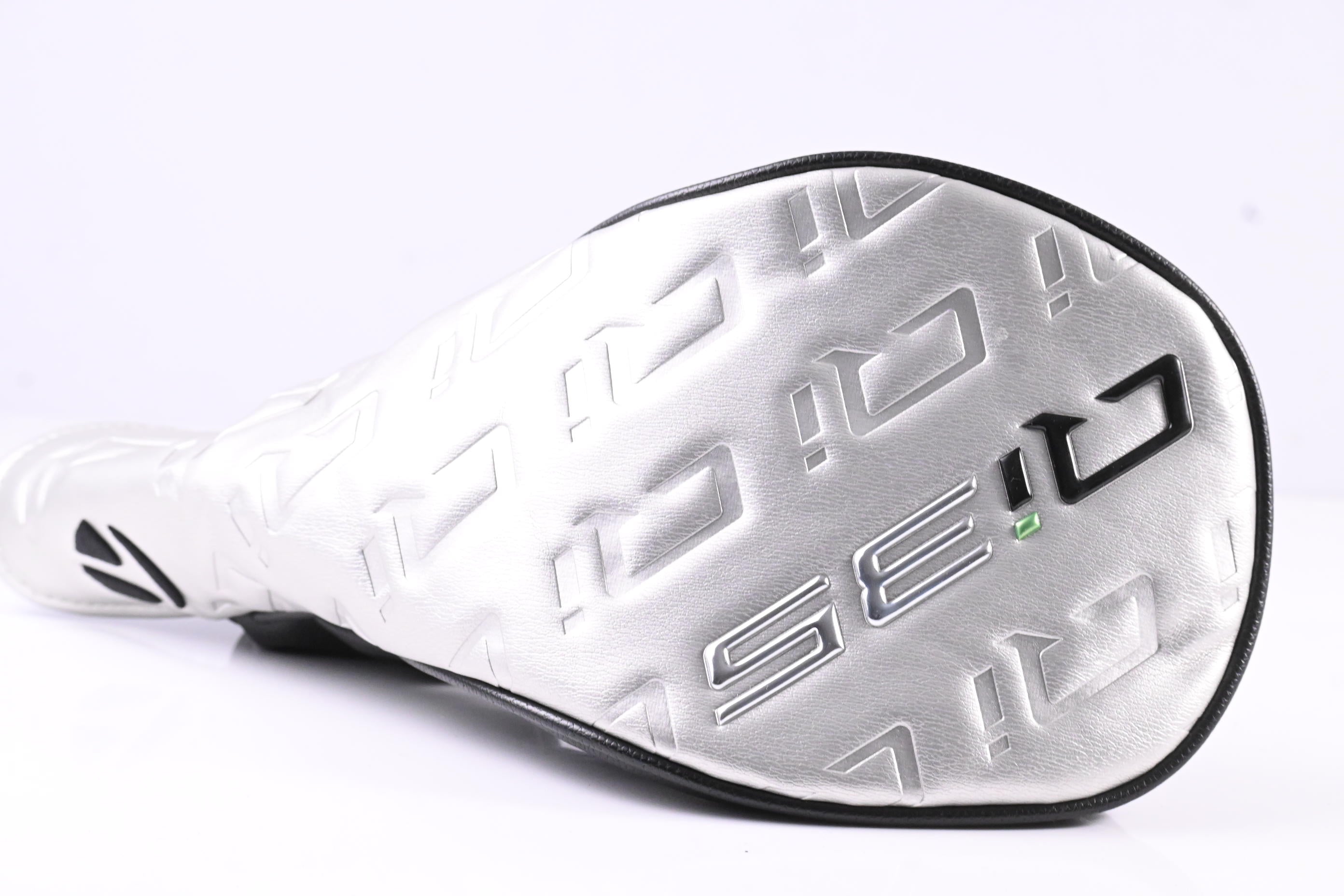 Taylormade Qi35 Driver / 10.5 Degree / Regular Flex Fujikura Ventus Blue 5 Shaft