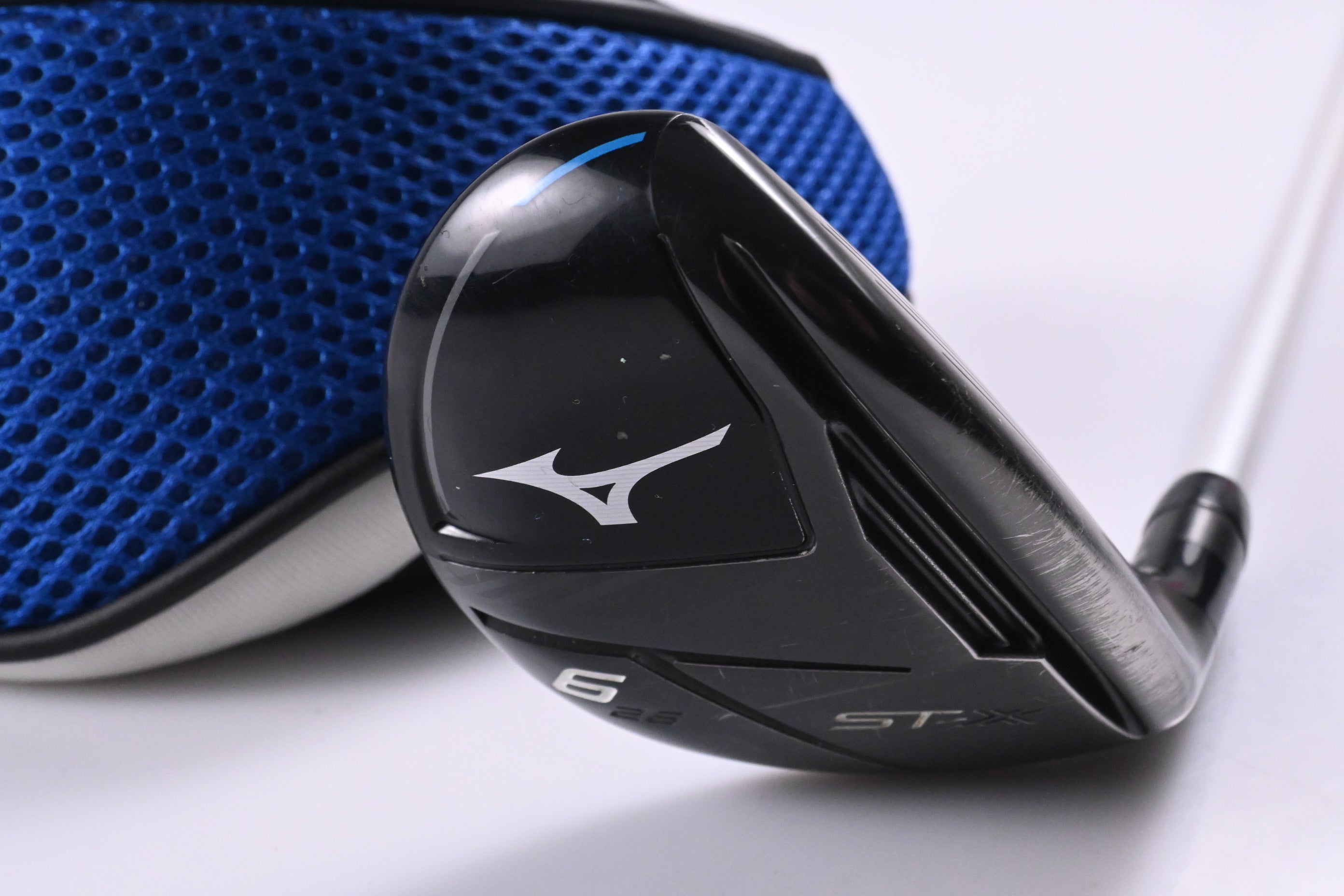 Mizuno ST-X 220 #6 Hybrid / 26 Degree / Regular Flex Aldila Ascent Ultralite 50