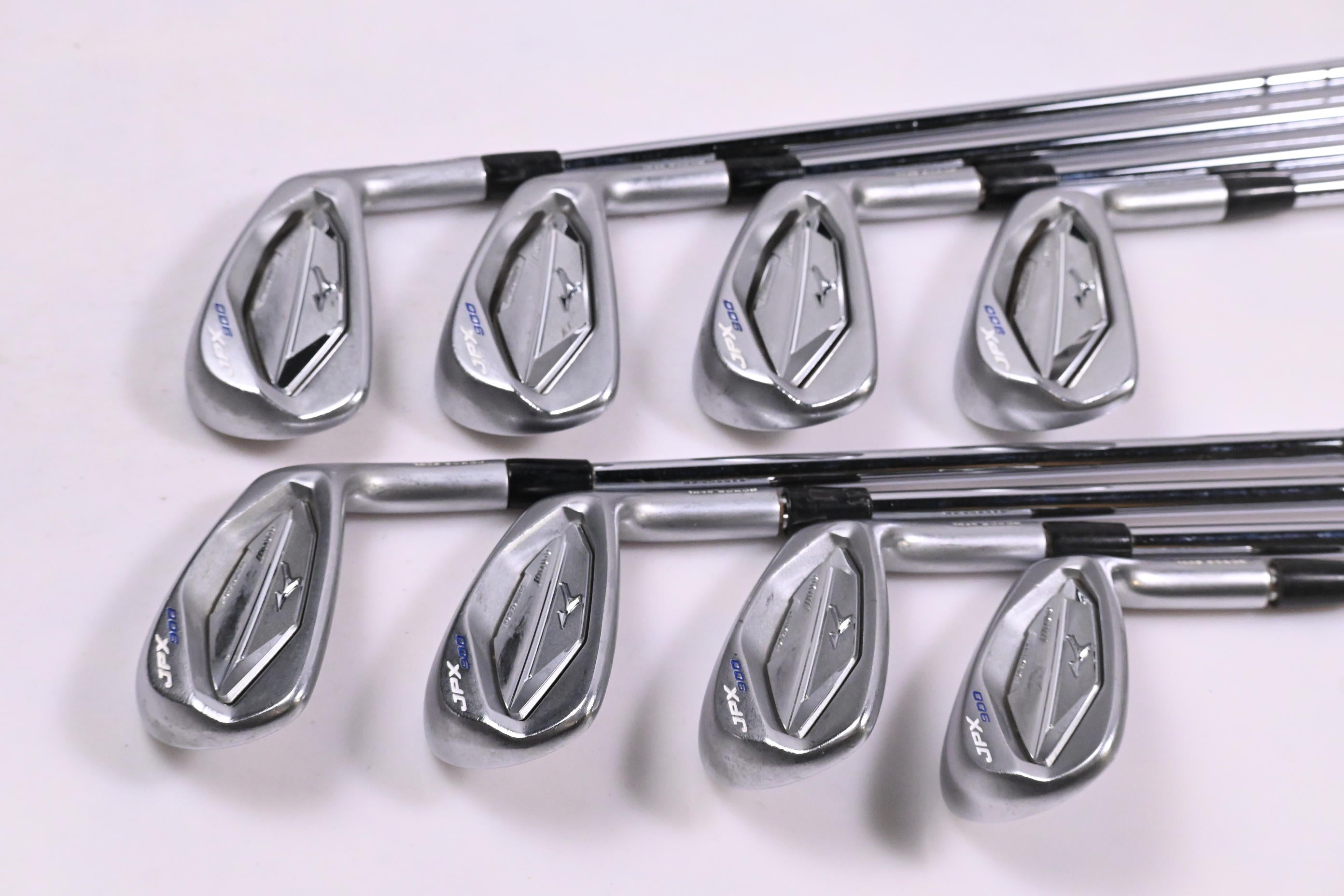 Mizuno JPX 900 Tour Irons / 4-PW+GW / Regular Flex N.S.Pro 850GH Shafts
