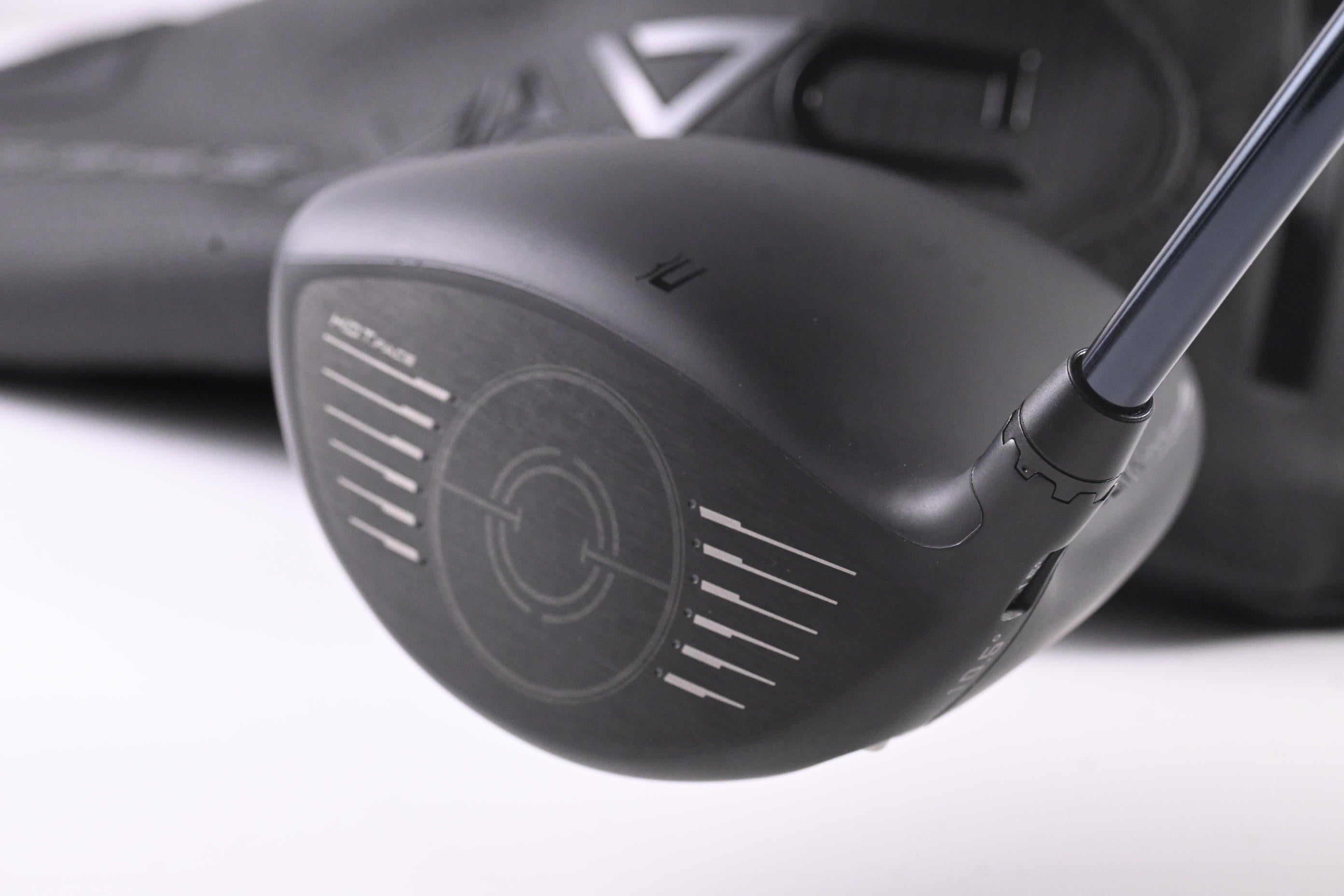 Cobra Darkspeed X Driver / 10.5 Degree / Stiff Flex UST Mamiya LinQ Blue 6 Shaft
