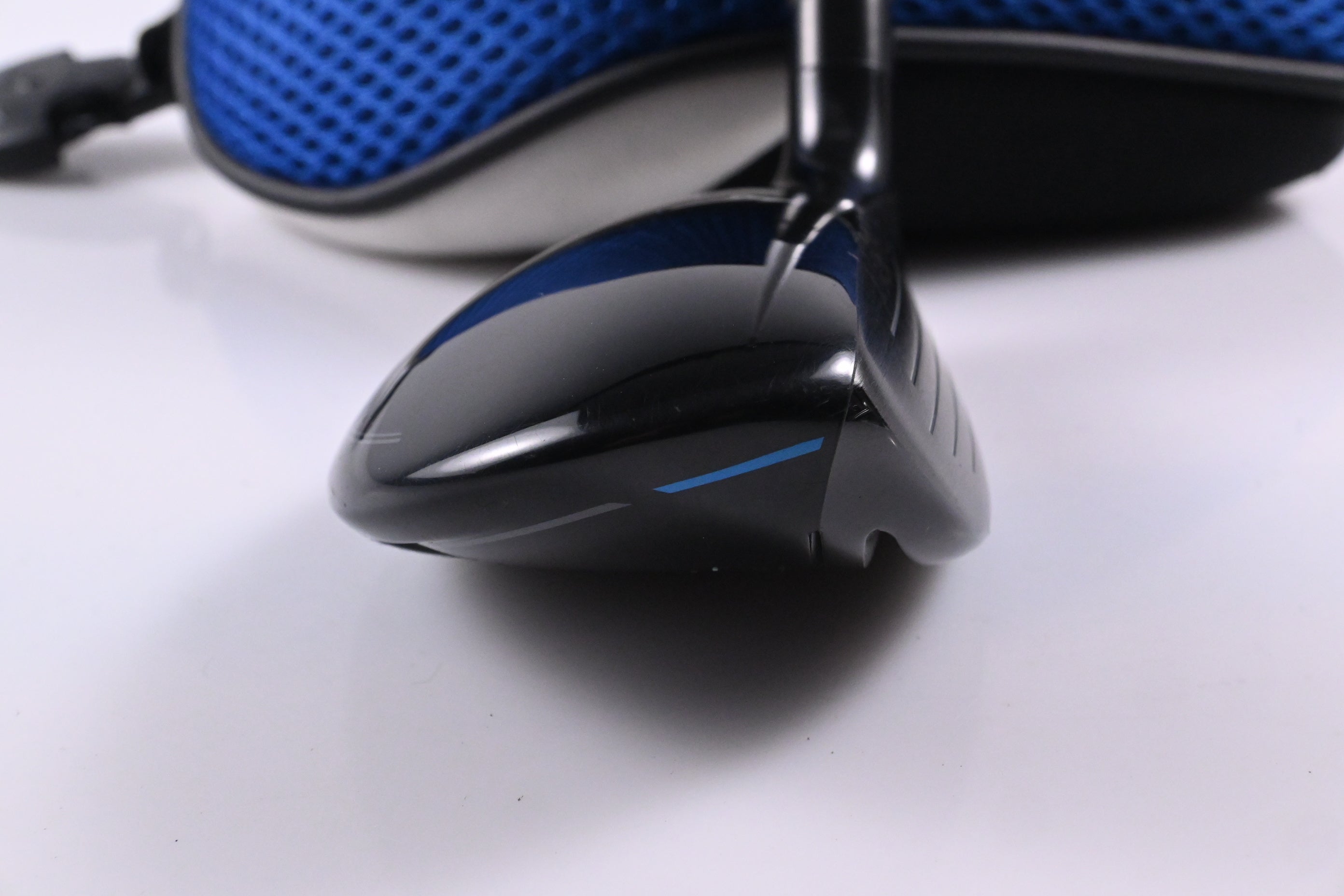 Mizuno ST-X 220 #6 Hybrid / 26 Degree / Regular Flex Aldila Ascent Ultralite 50