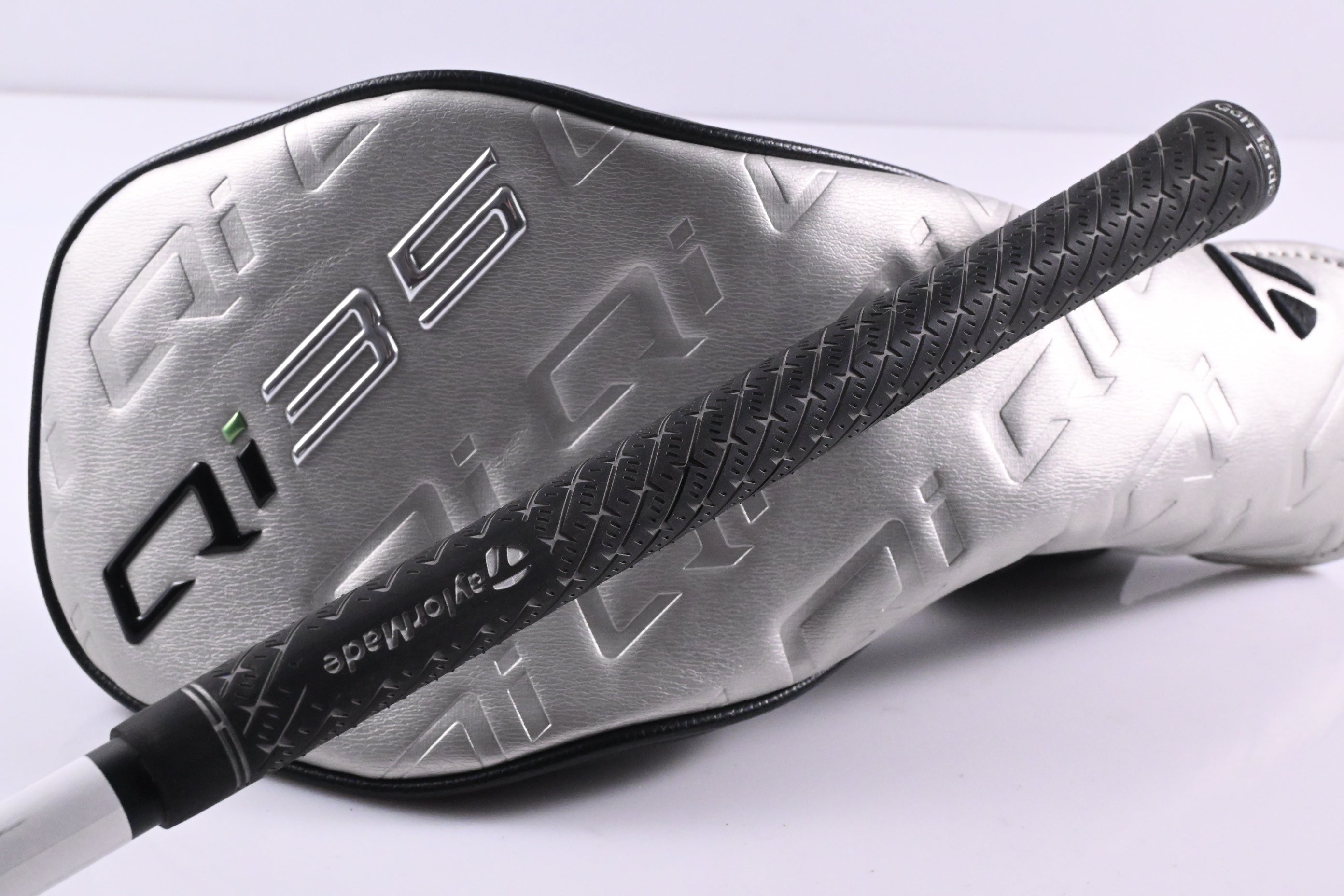 Taylormade Qi35 LS Driver / 10.5 Degree / Stiff Flex Kai'li Blue CB Dark Wave 60