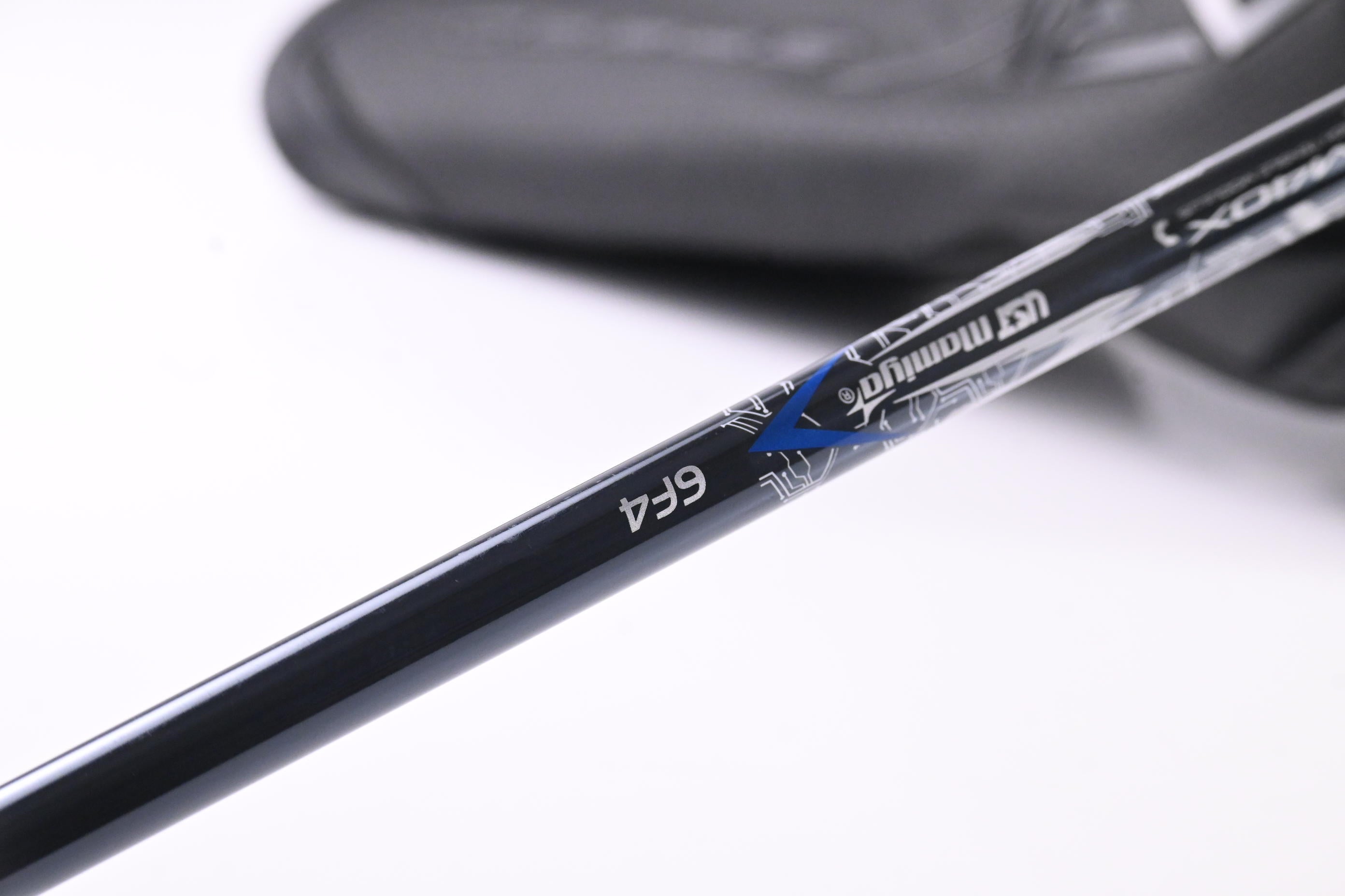 Cobra Darkspeed X Driver / 10.5 Degree / Stiff Flex UST Mamiya LinQ Blue 6 Shaft