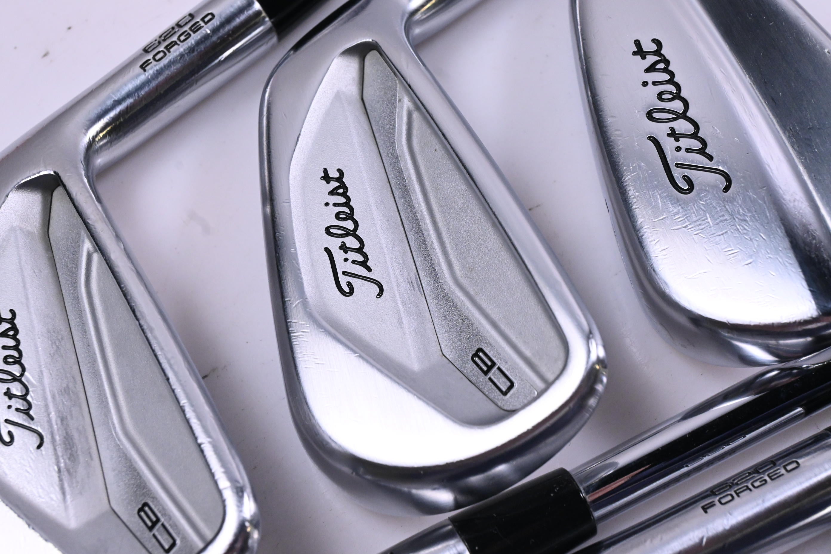 Titleist CB/MB 620 Irons / 5-PW / Stiff Flex AMT Tour White S300 Shafts