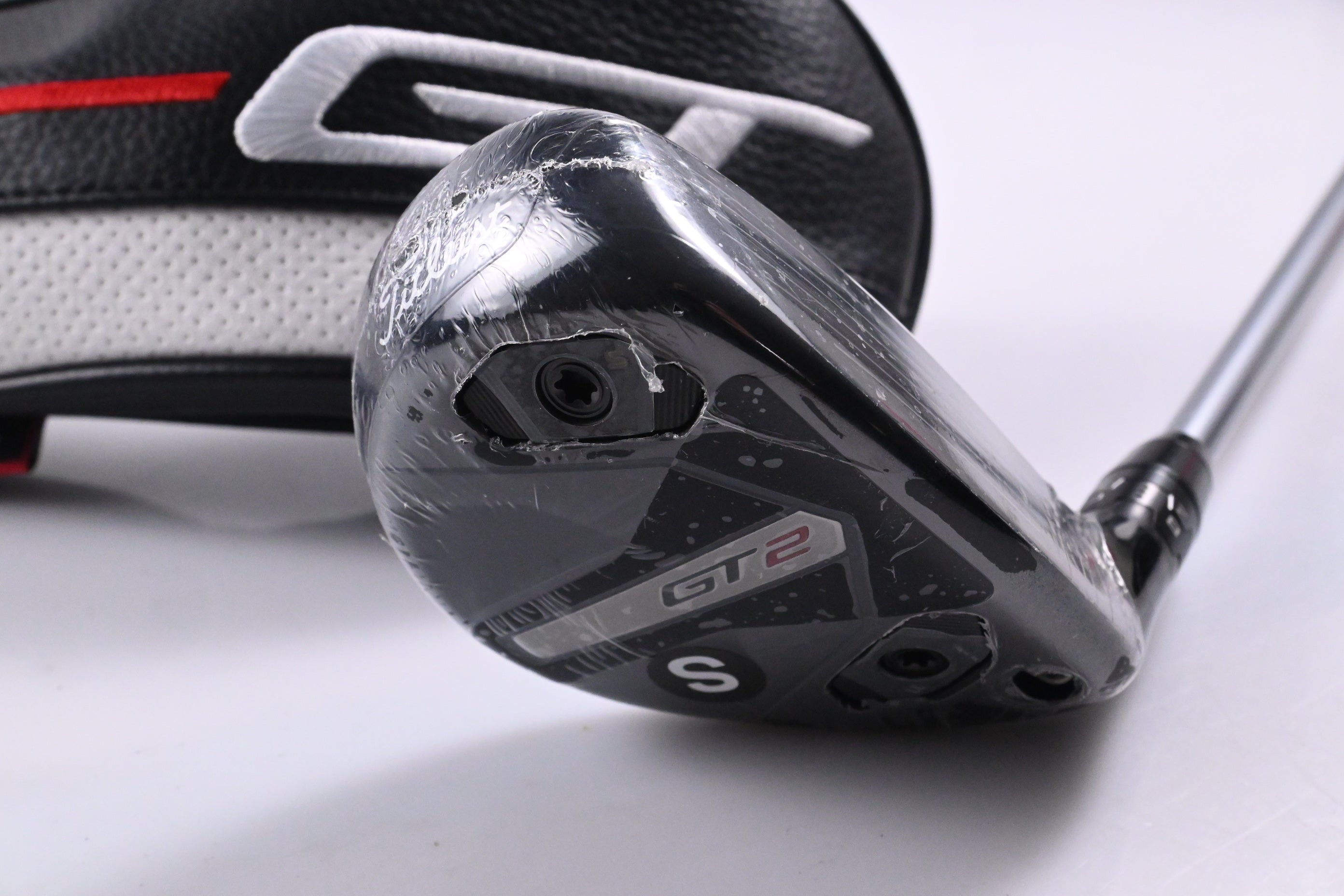 Titleist GT2 #4 Hybrid / 21 Degree / Regular Flex Fujikura Air Speeder 50 Shaft