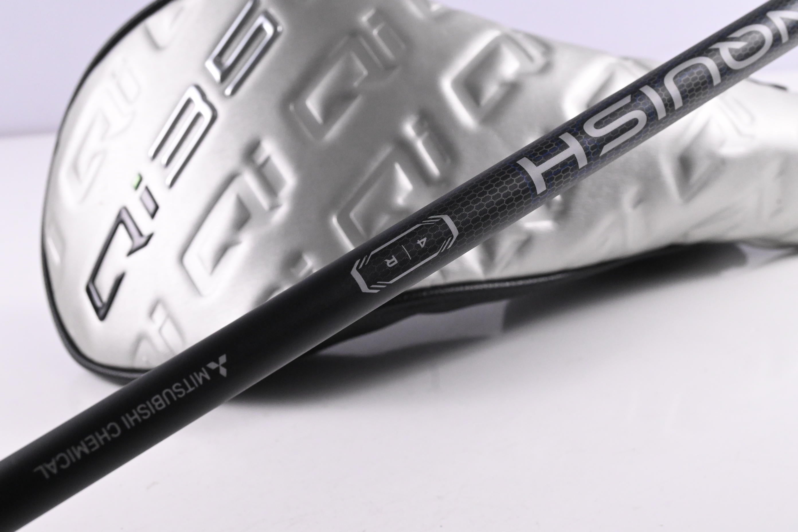 Taylormade Qi35 Driver / 9 Degree / Regular Flex Vanquish 4 Shaft