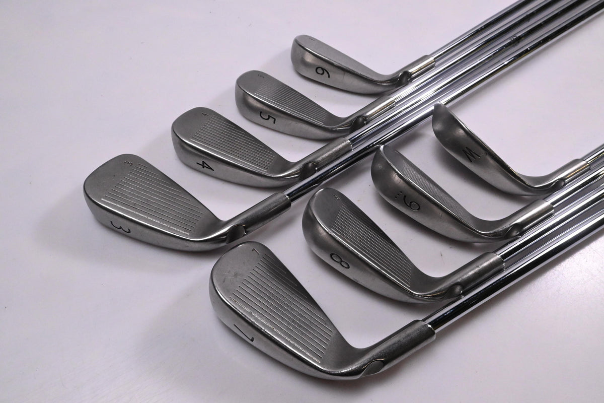 Ping i5 Irons / 3-PW / Black Dot / Regular Flex Ping Shafts