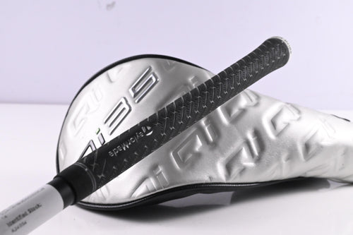 Taylormade Qi35 Driver / 9 Degree / Regular Flex Vanquish 4 Shaft