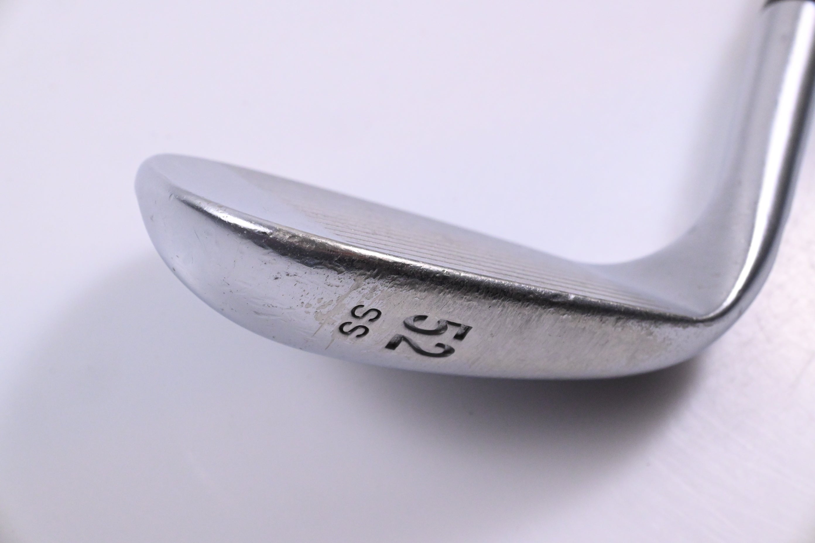 Ping Glide Gap Wedge / 52 Degree / Black Dot / Regular Flex Ping AWT 2.0 Shaft